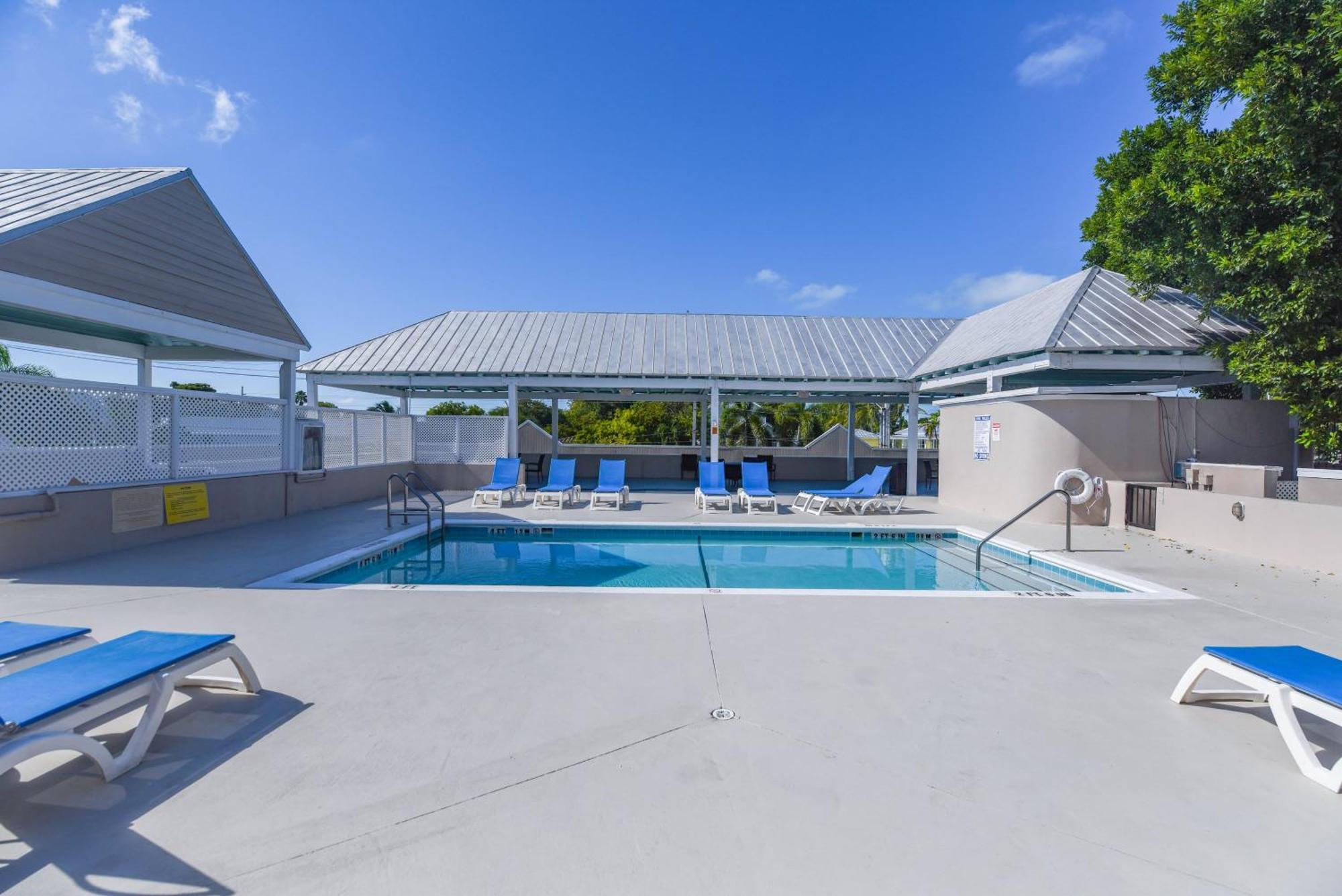Casa Key West-pool & Free Parking Holiday home
