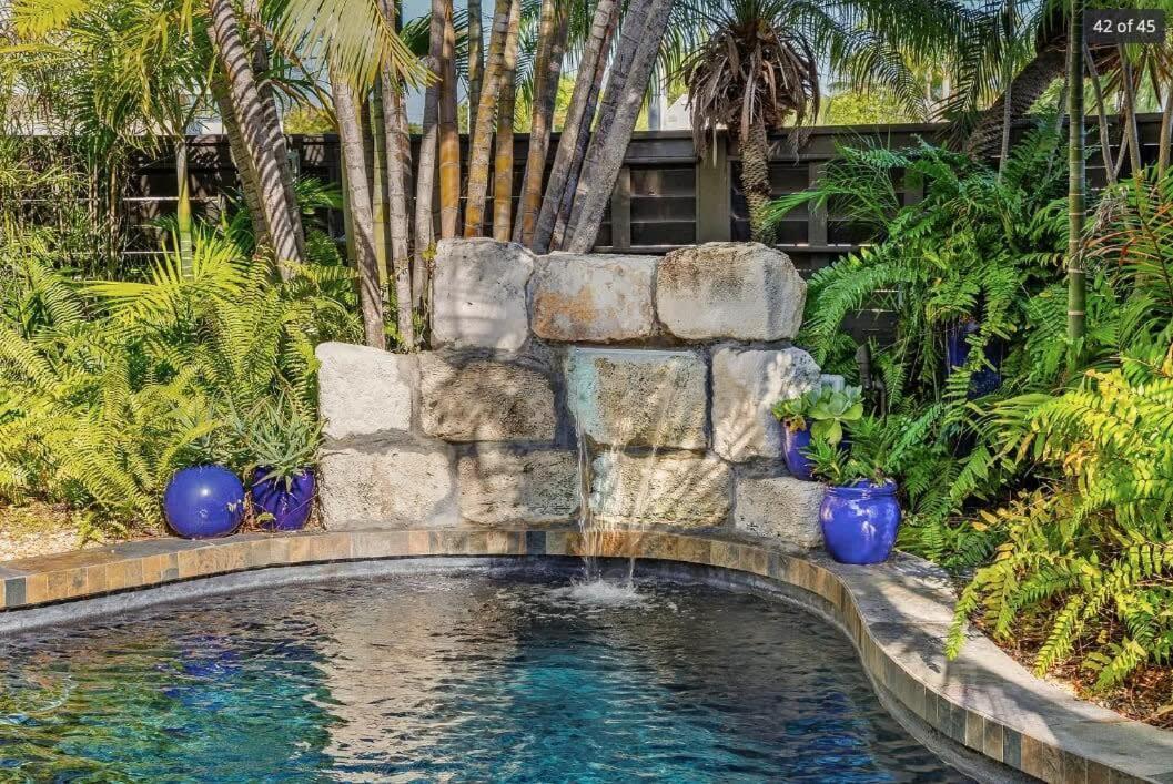 New Hidden Oasis- Waterfall Pool Close To *