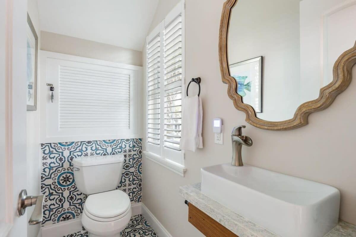 Southernmost View -pool & Water Views Holiday home