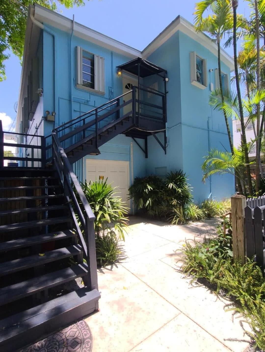 6 Bedroom 6 Bath On Duval Street Key West