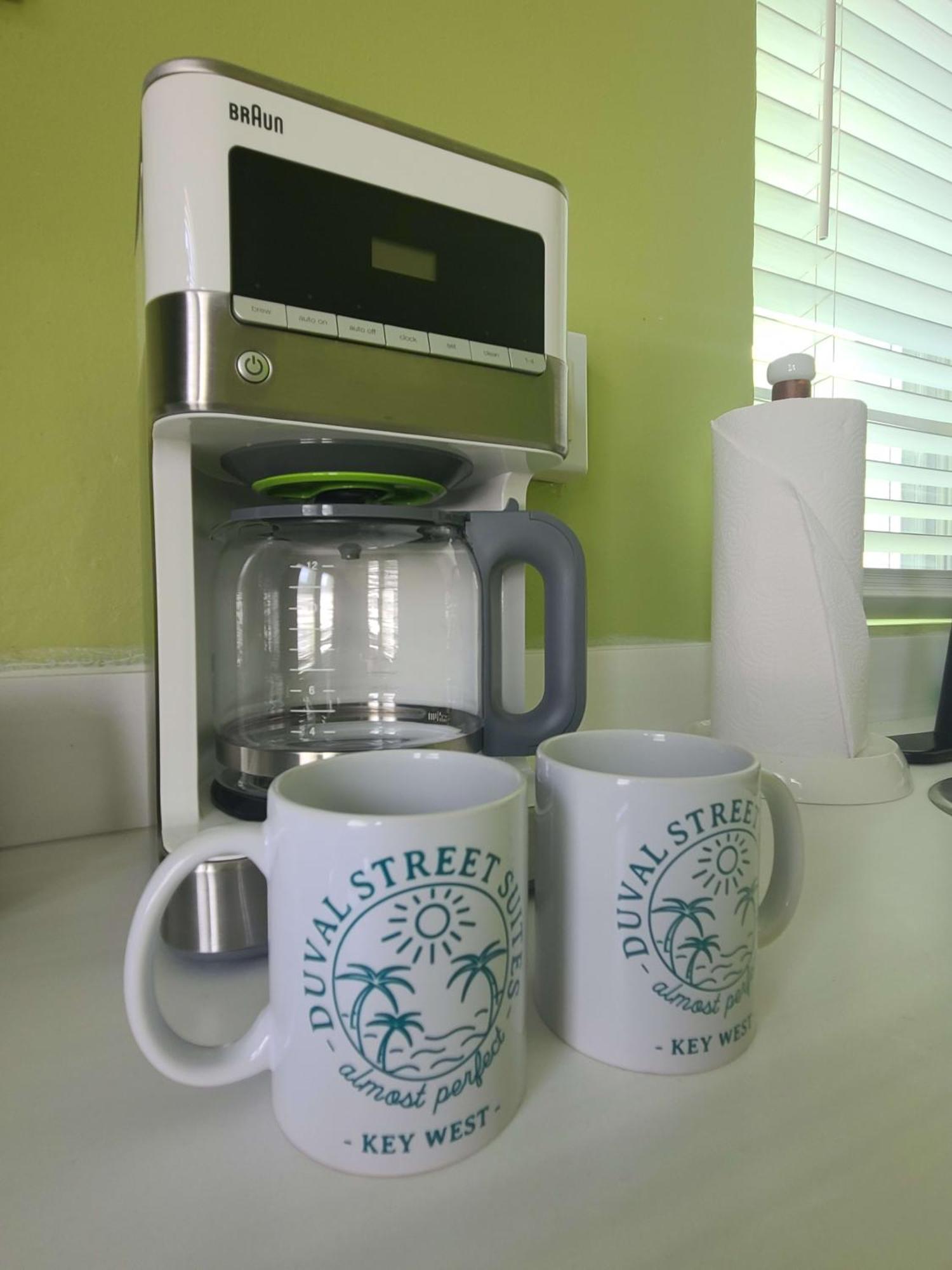 Duval Street W Kitchen And Shared Heated Pool Key West