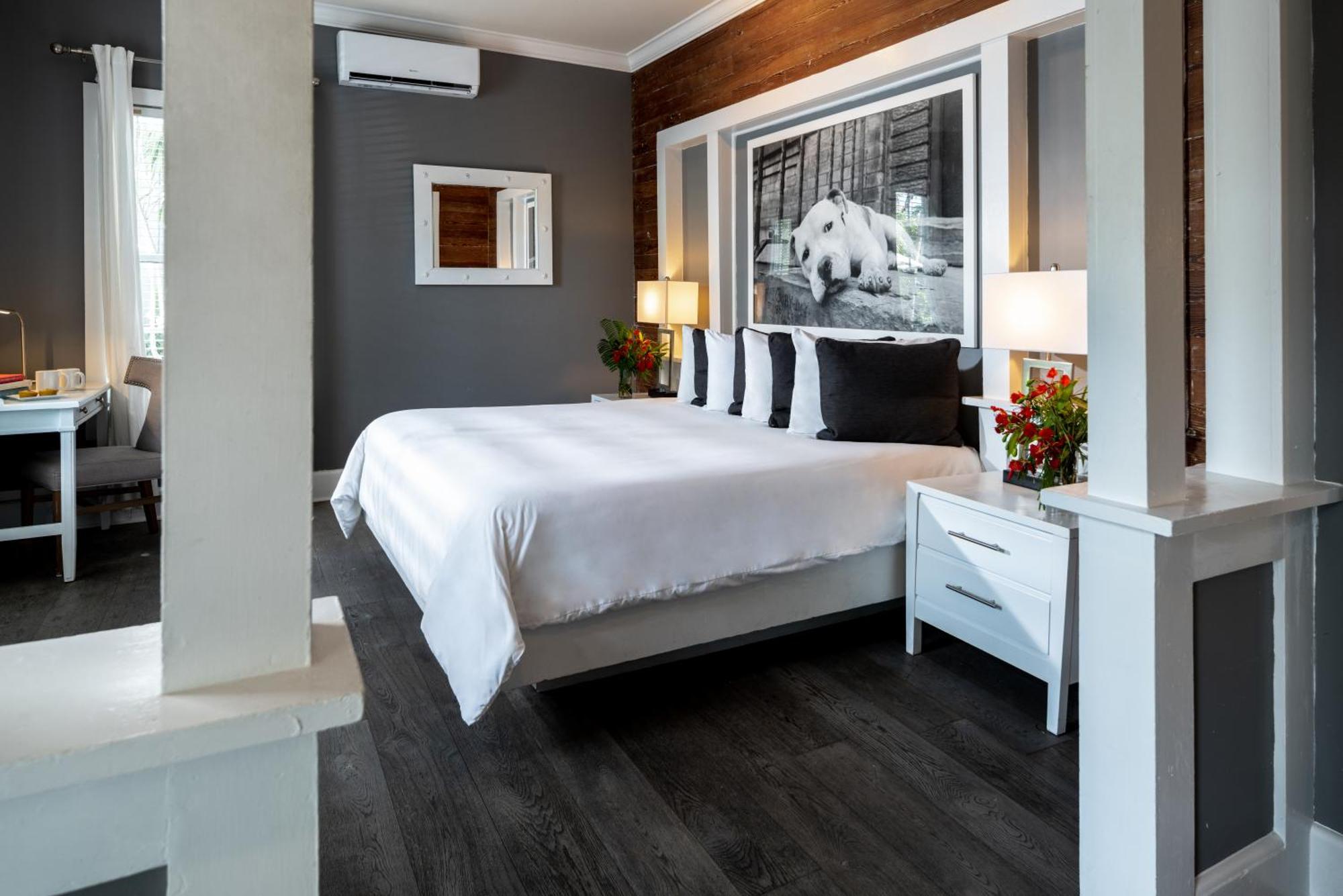 Alexander's Gay Lesbian (adults Only) Bed & Breakfast 3*