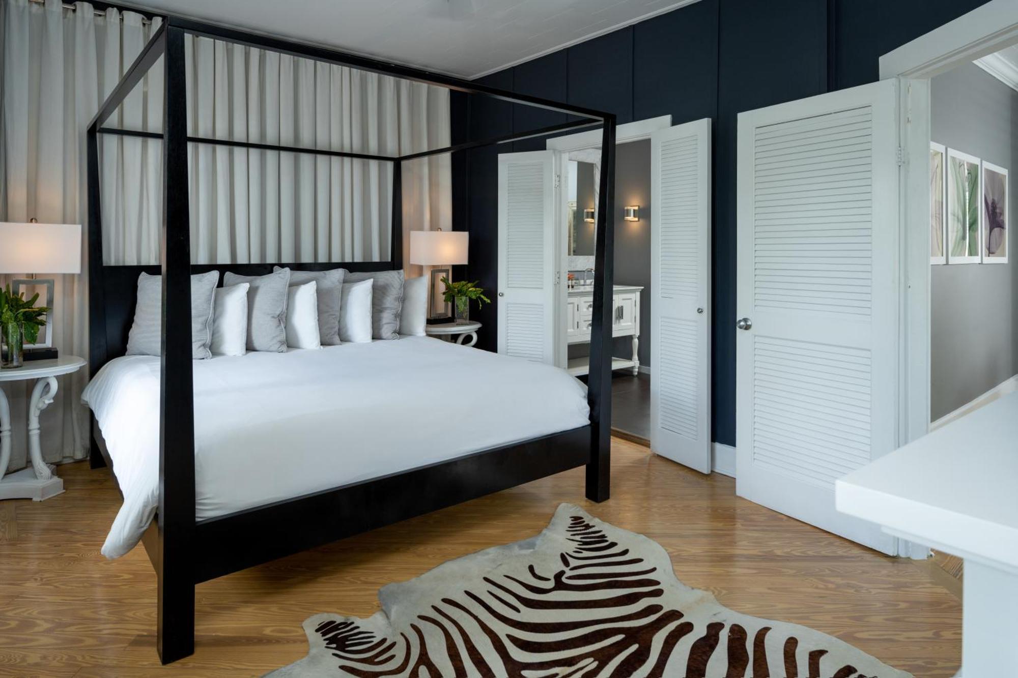 Alexander's Gay Lesbian (adults Only) Bed & Breakfast 3*