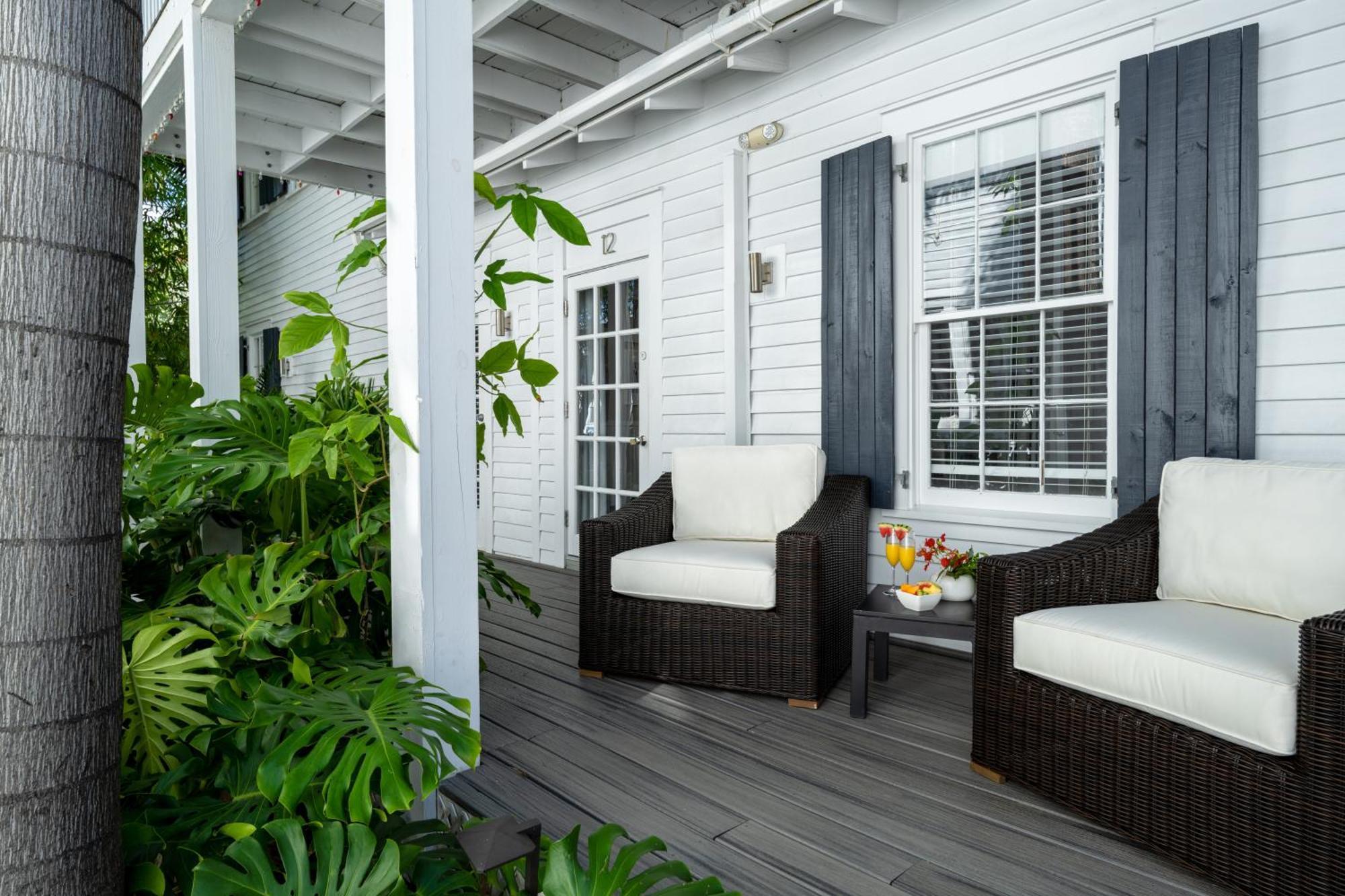Alexander's Gay Lesbian (adults Only) Bed & Breakfast 3*