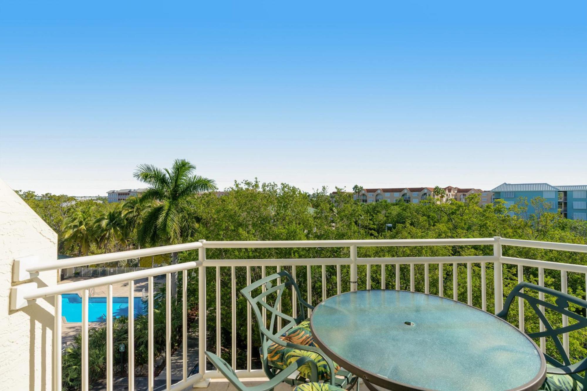Sunrise Tierra Bomba #403 Key West
