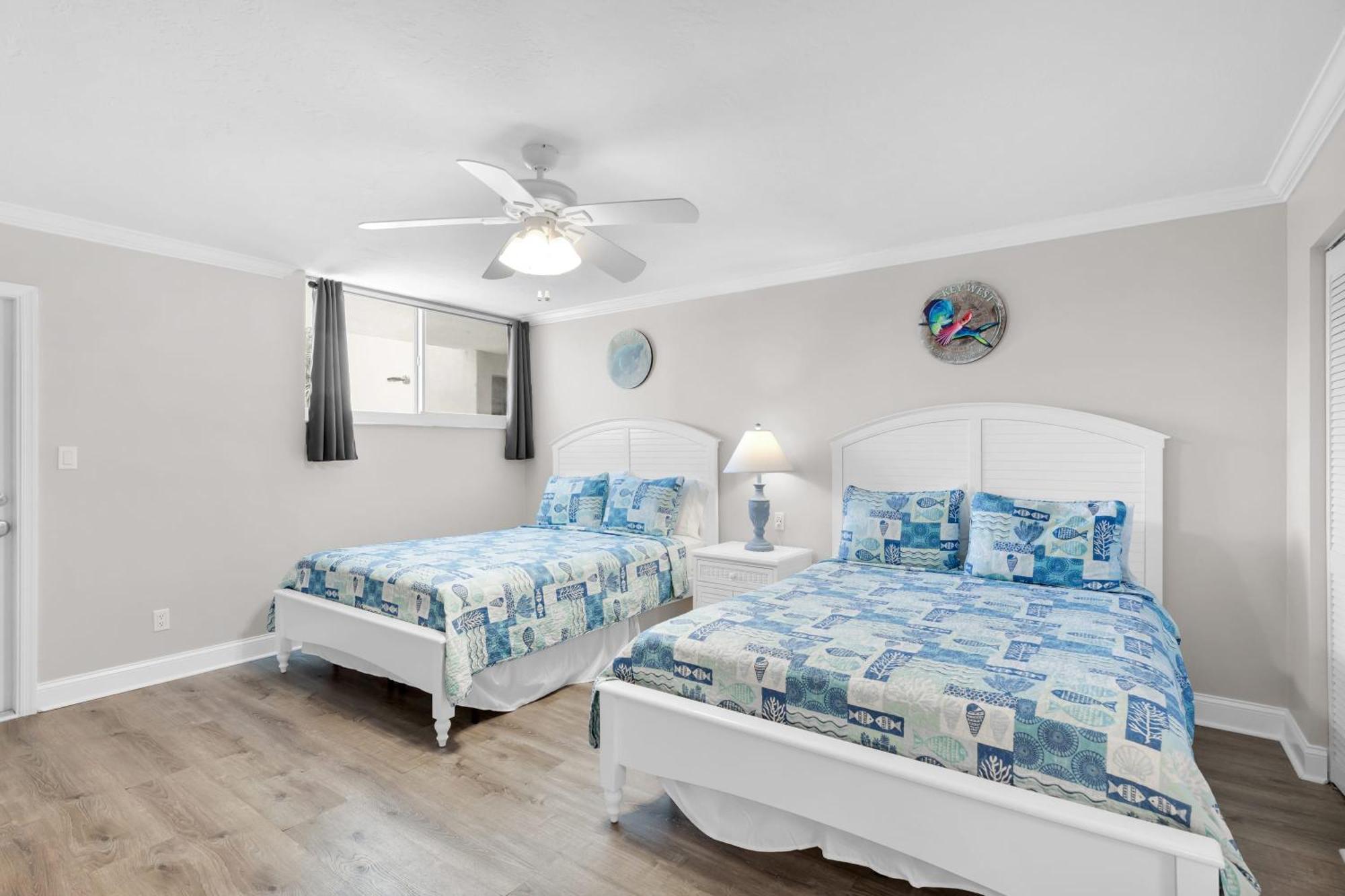 Abaco - Large Waterfront 2x2 End Unit With Boat Slip Holiday home Key West