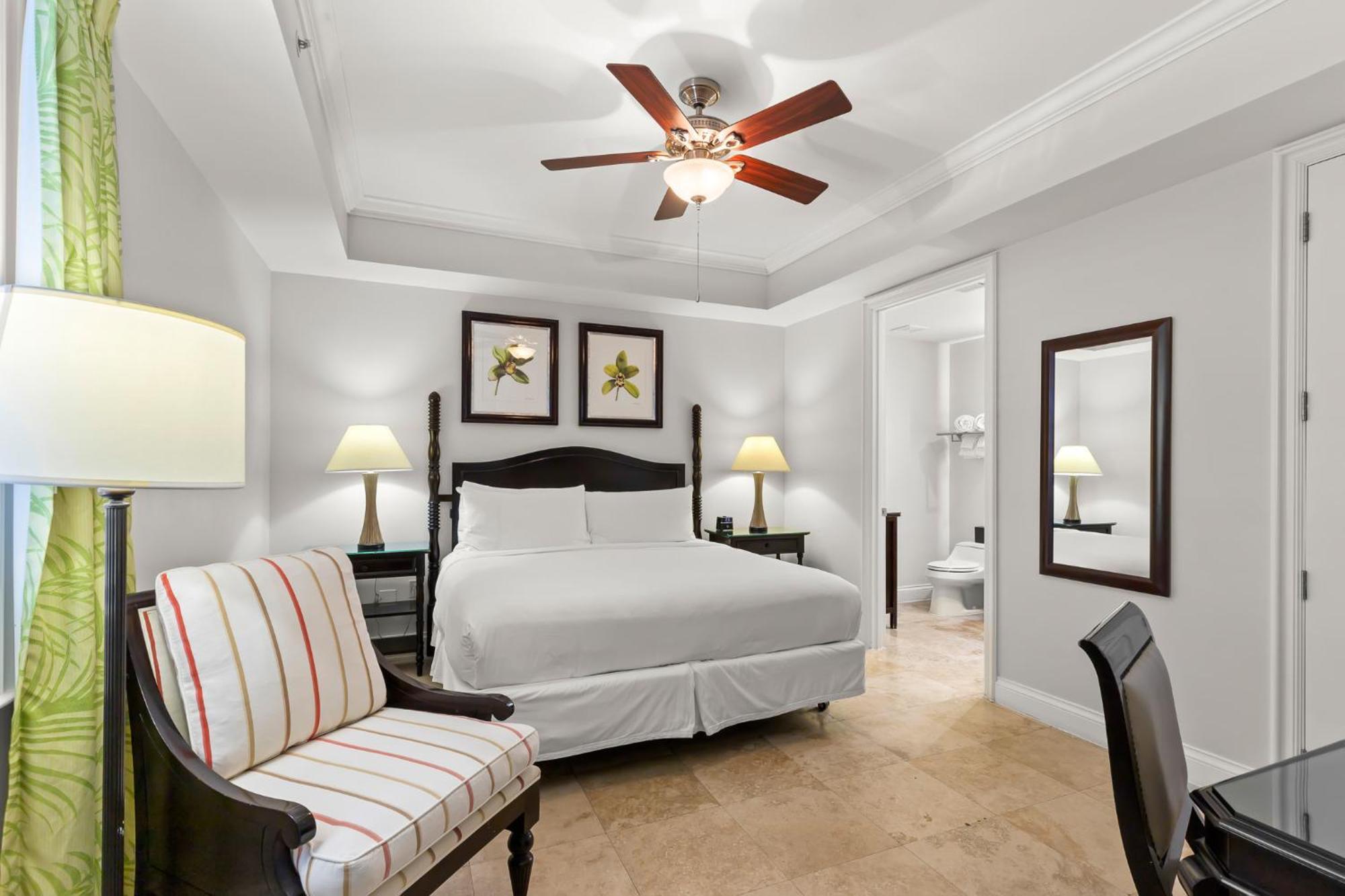 Resort Beachside & Residences 4*