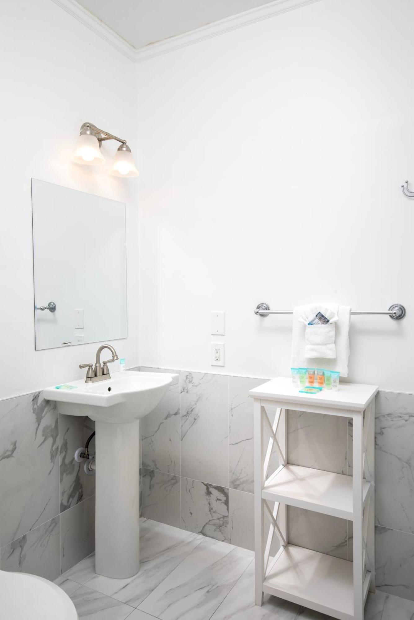 Southernmost Adult Exclusive Inn