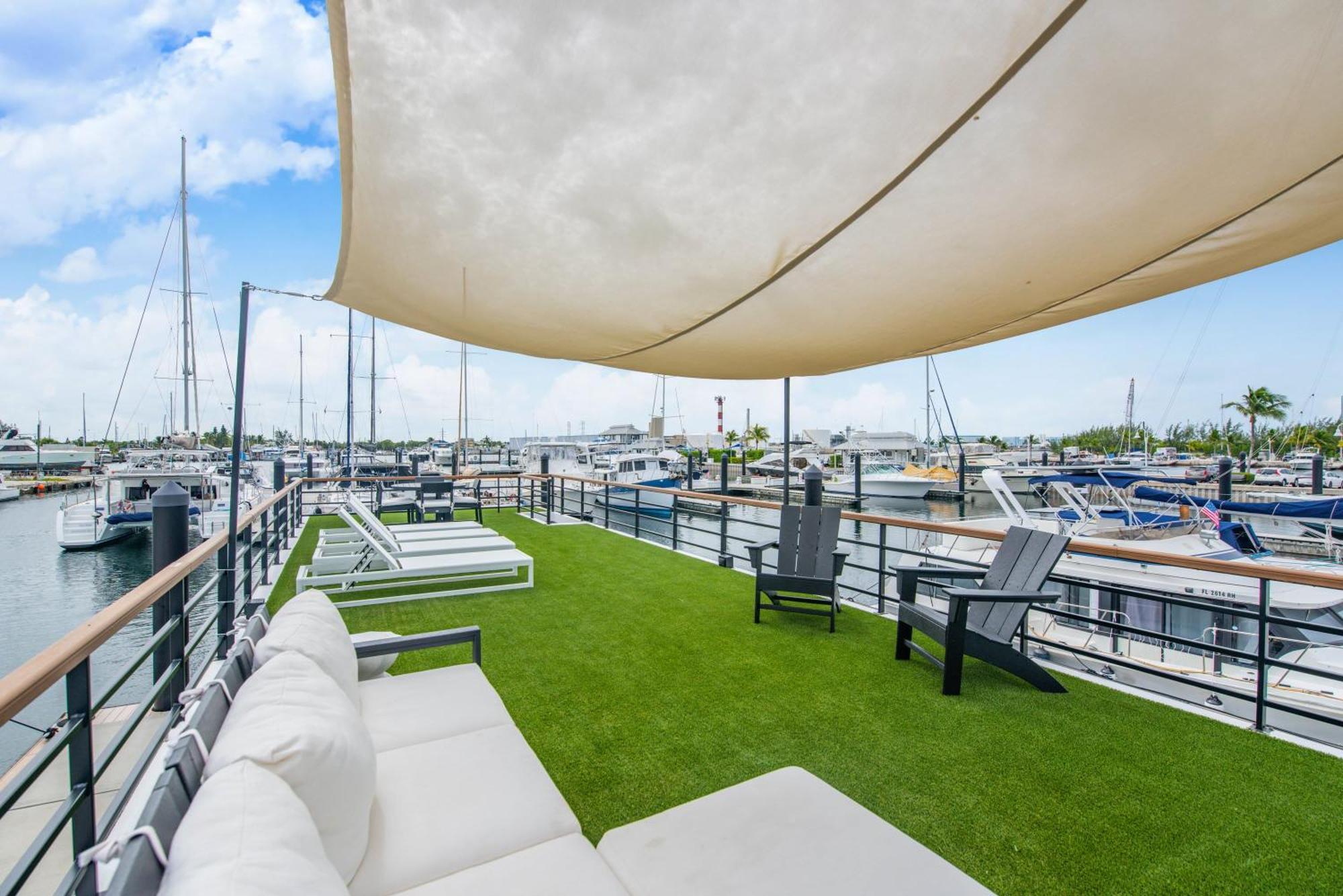 Awai's Floating - Houseboat In Luxury Village Botel Key West