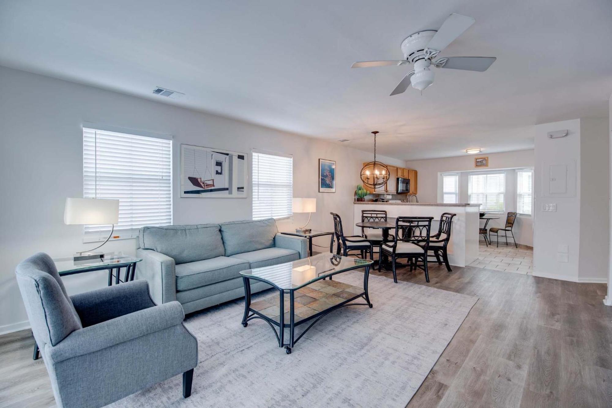 Holiday home New! Positano - Duval Square Condo, Pool, Hot Tub & Parking Key West