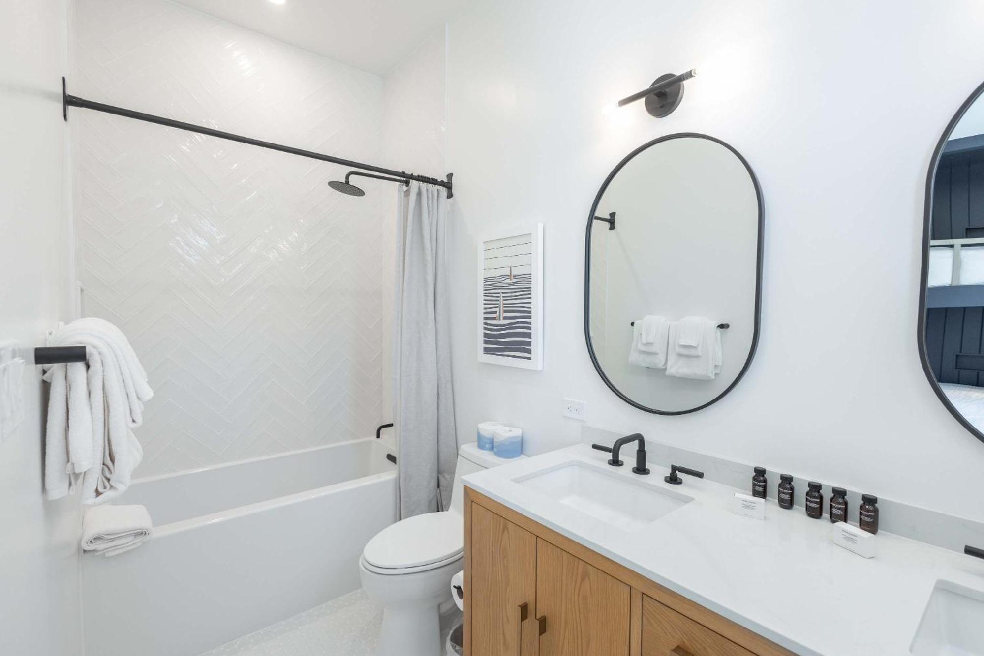 Brand New Build Larkshine House - Pool * Key West