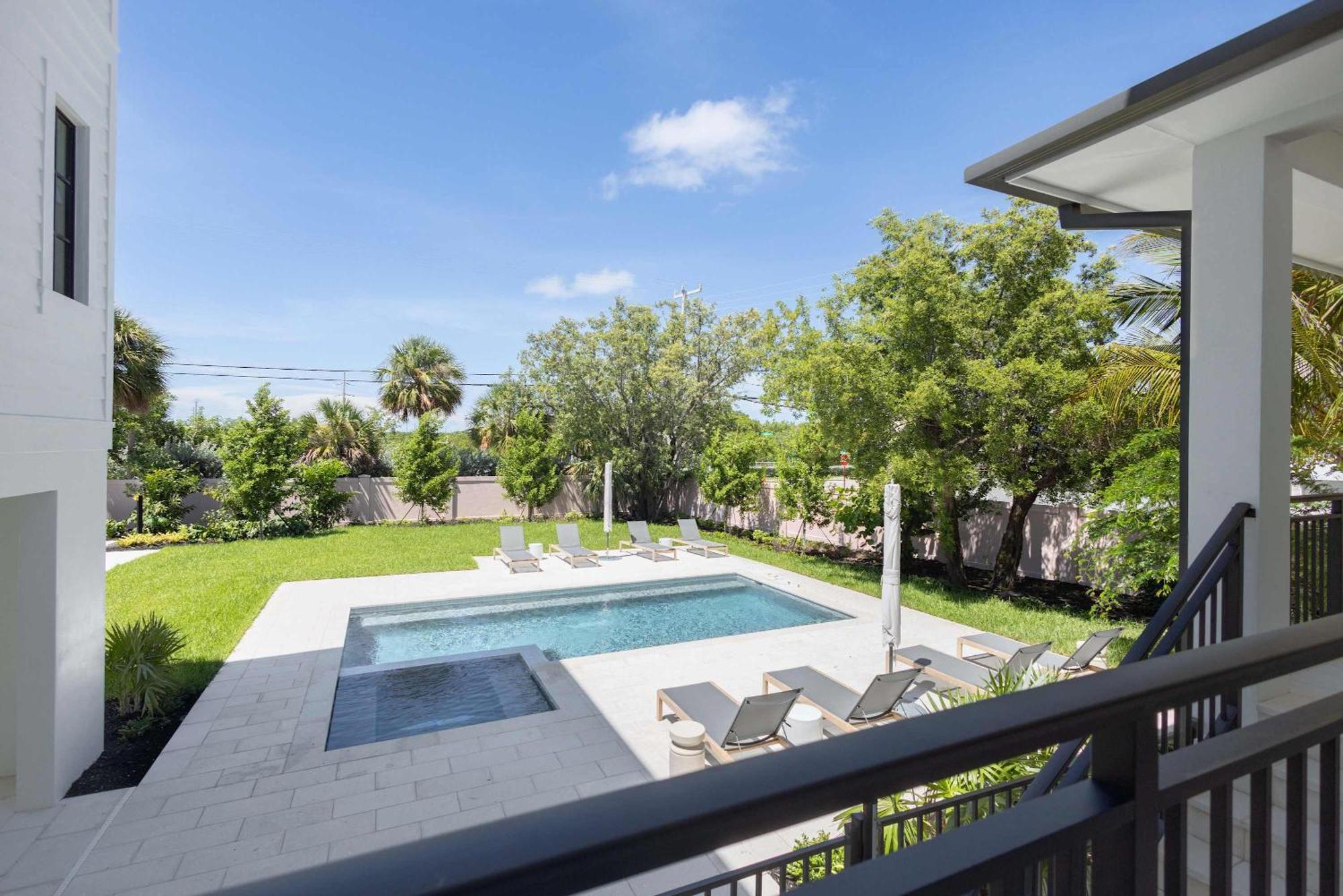 Brand New Build Larkshine House - Pool * Key West