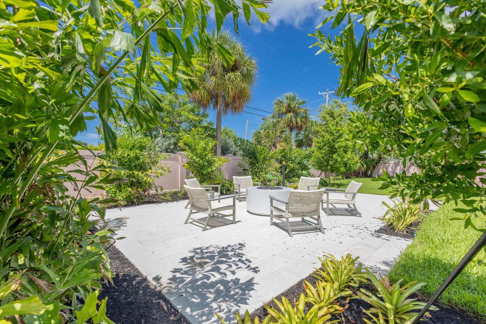 Holiday home Brand New Build Larkshine House - Pool