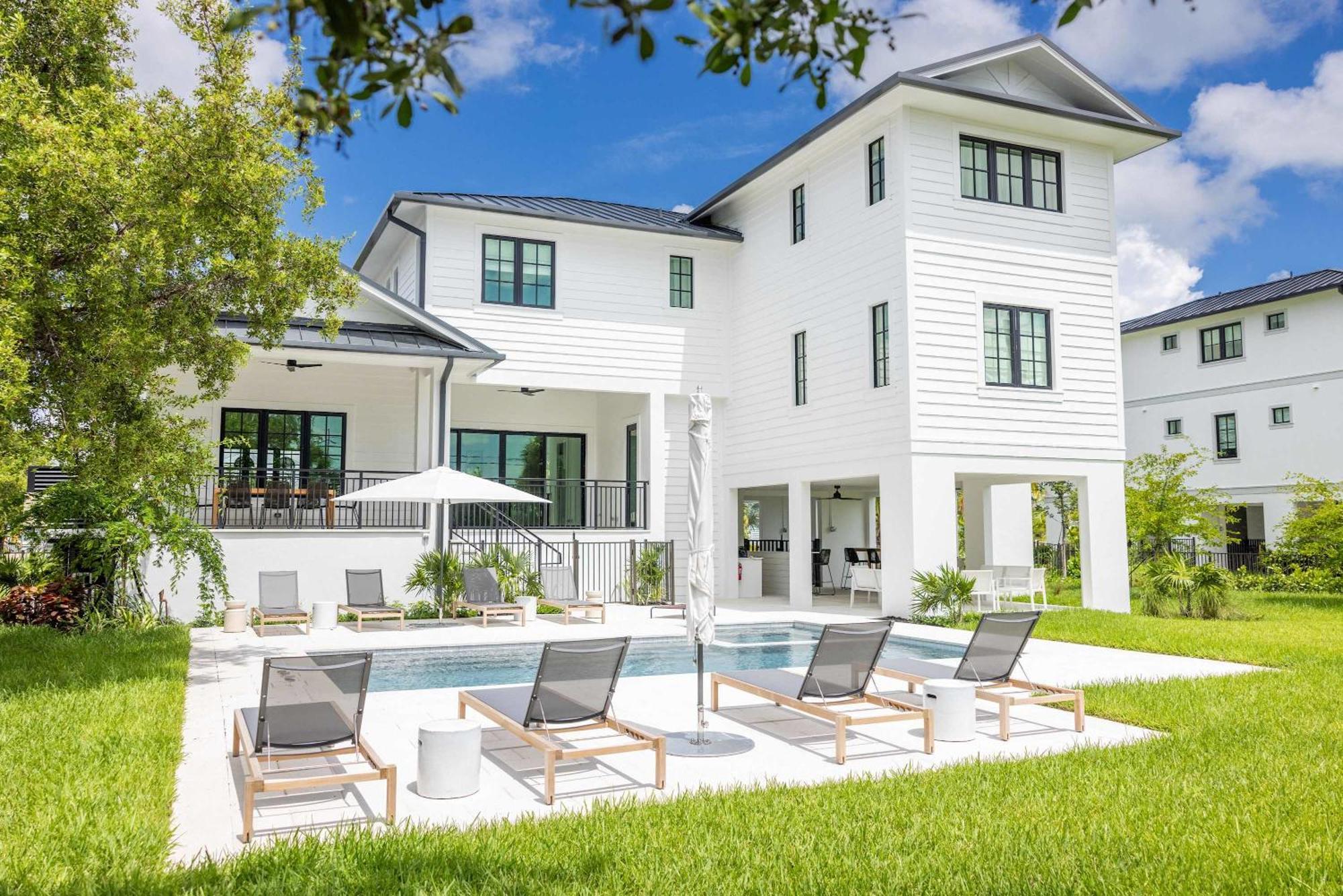 Brand New Build Larkshine House - Pool * Key West