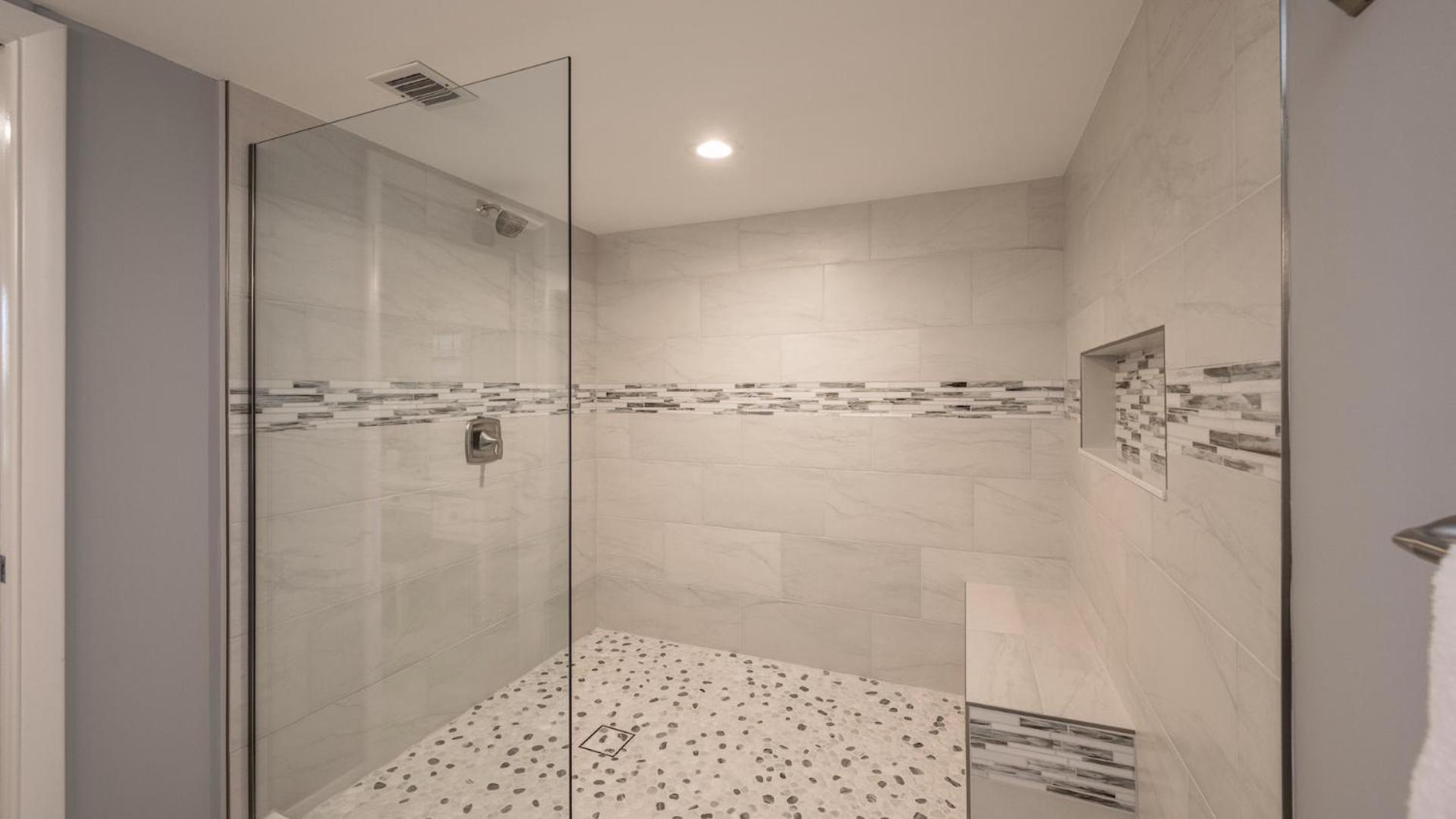 Sanctuary By Last Key Realty Apartment