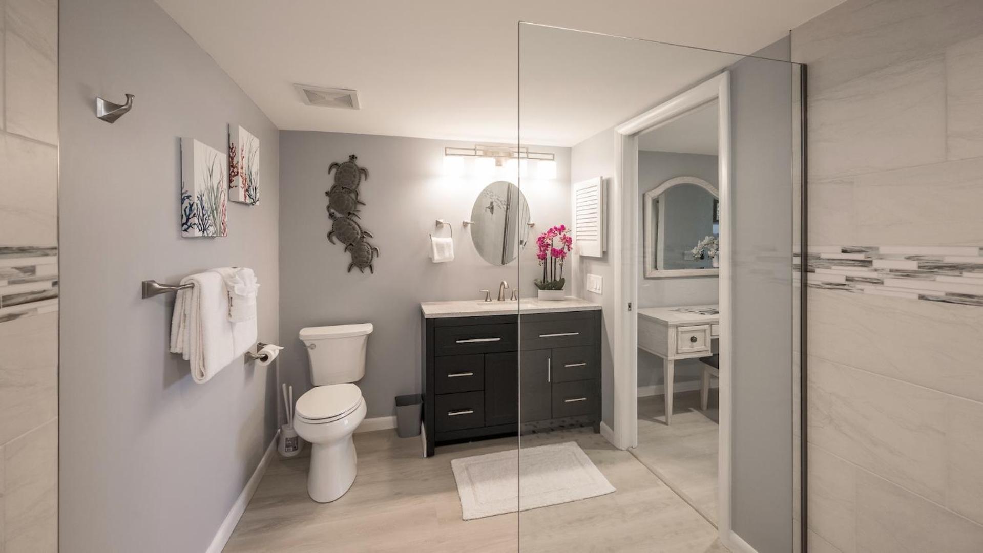 Sanctuary By Last Key Realty Apartment *