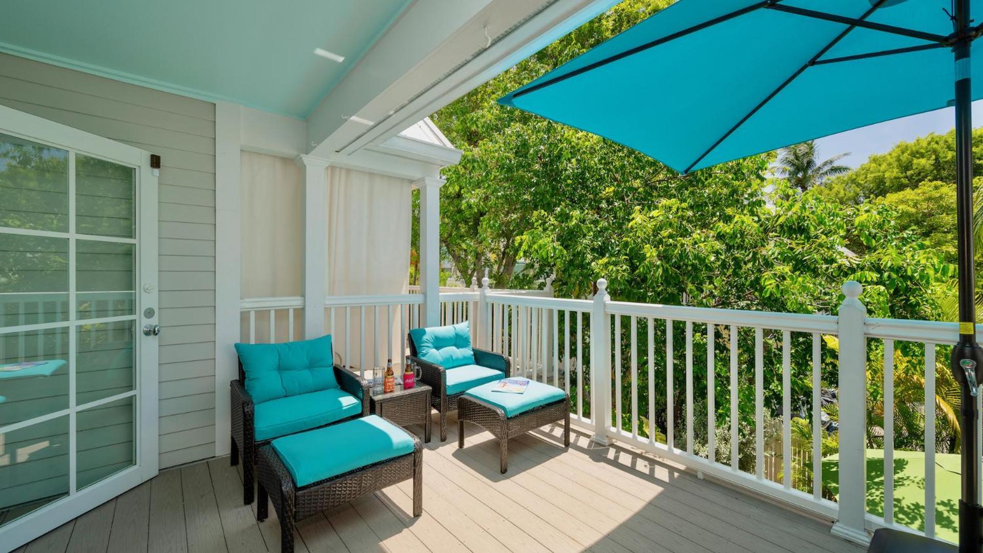 Serenity On Southard By Last Key Realty Apartment