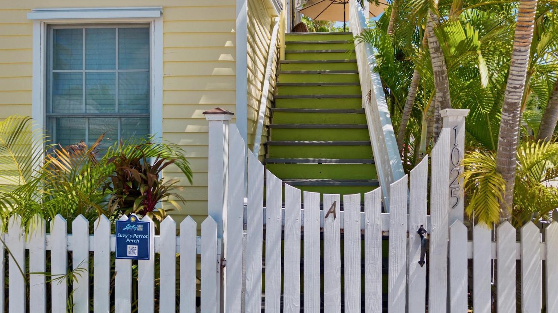 Apartment Suzys Parrot Perch By Last Key Realty Key West