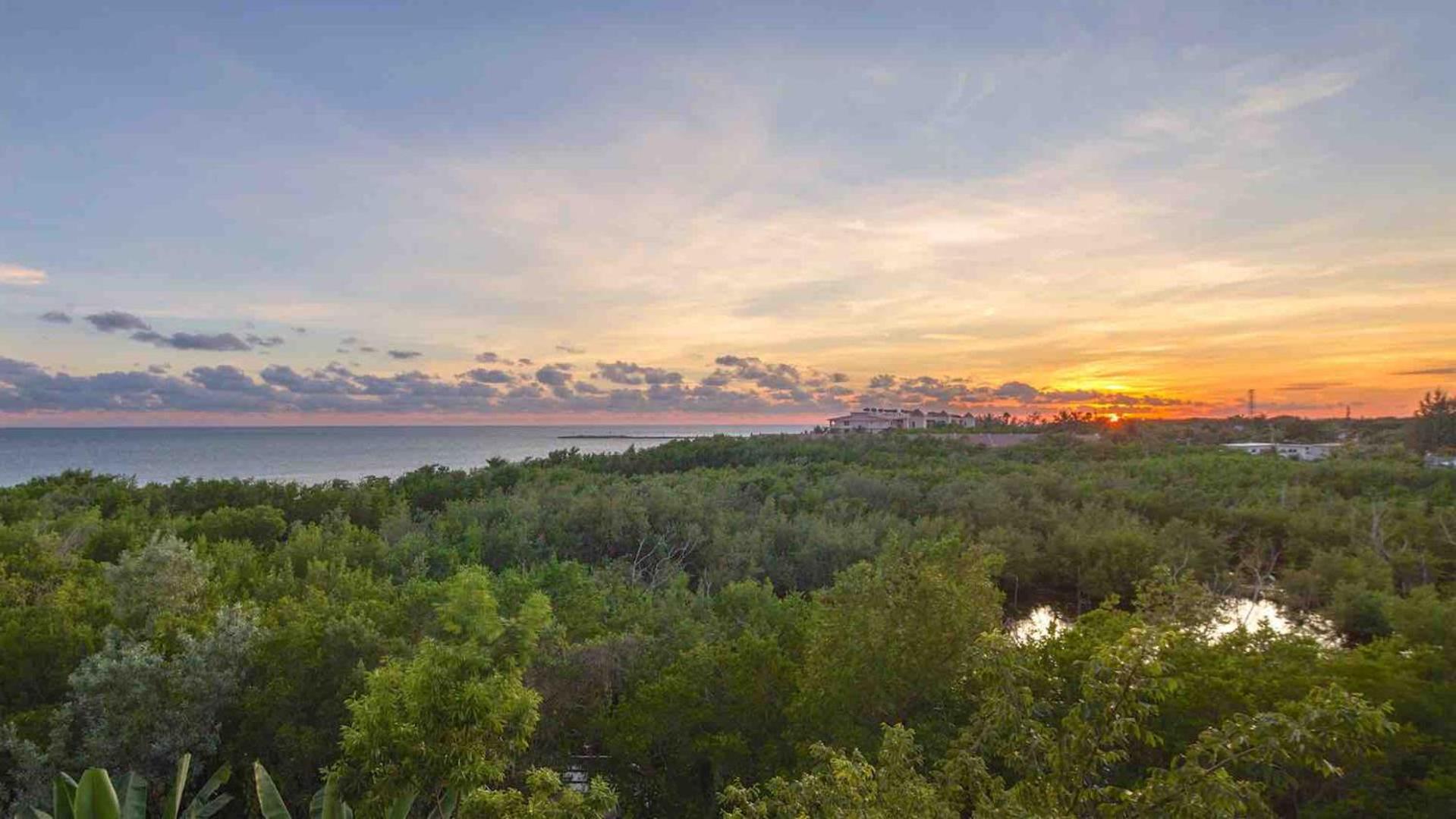 Atlantic Reflections By Last Key Realty *
