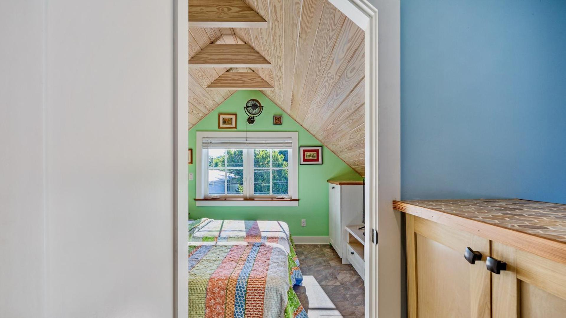 Casita Olivietta By Last Key Realty *