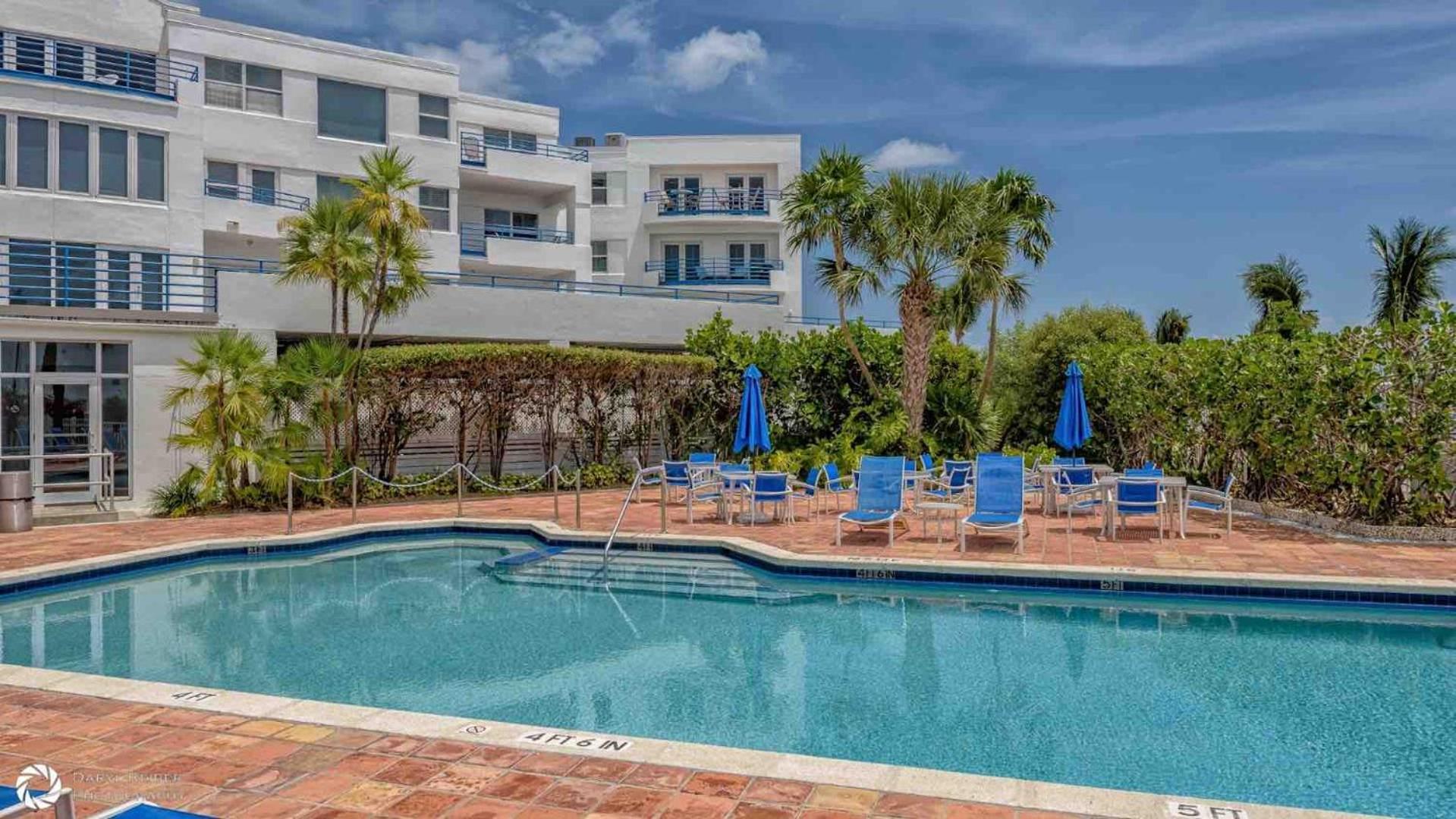 Apartment Gulfside Vistas By Last Key Realty