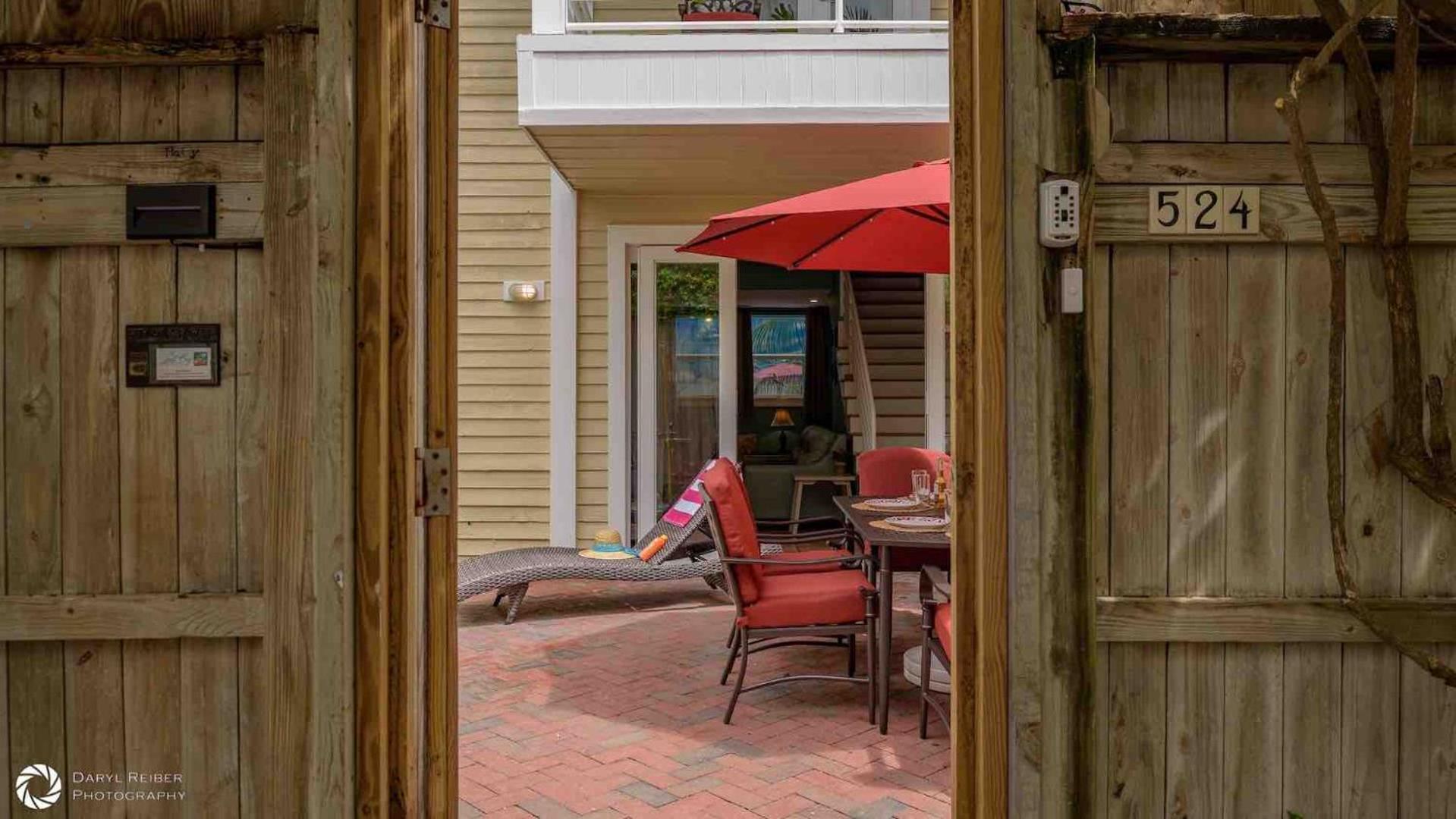 Good Vibrations By Last Key Realty * Key West
