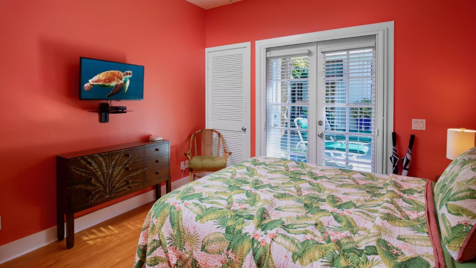 Elegant Escape By Last Key Realty Holiday home