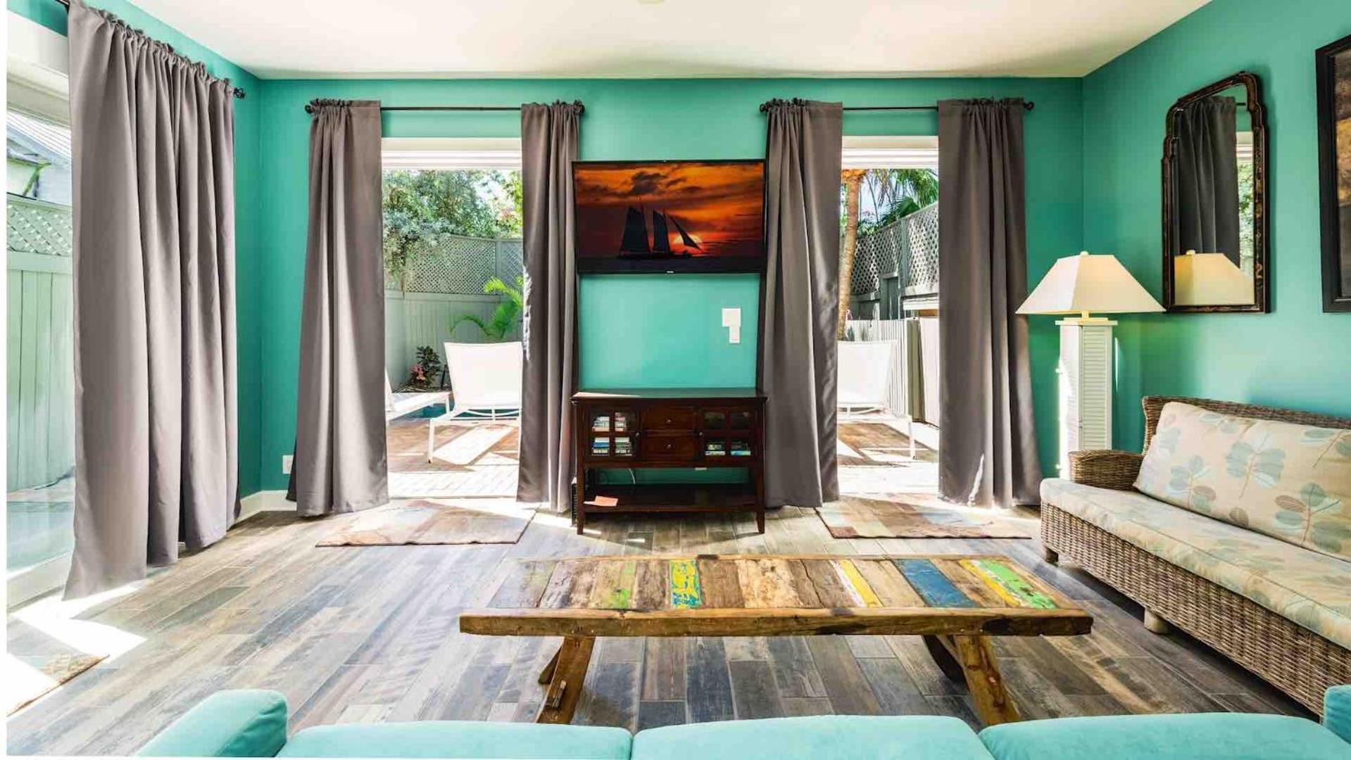 Holiday home Together Now By Last Key Realty *