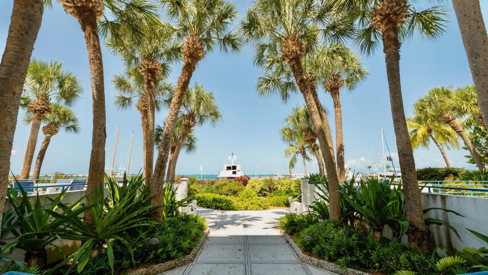 Old Town Oasis By Last Key Realty *