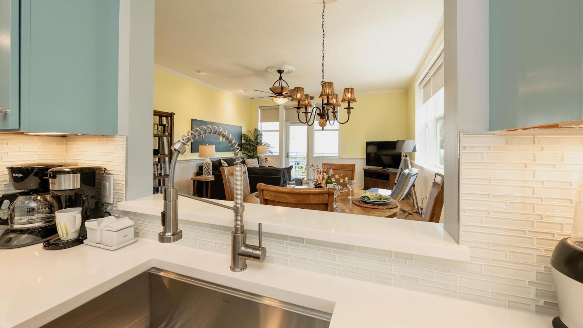 Old Town Oasis By Last Key Realty