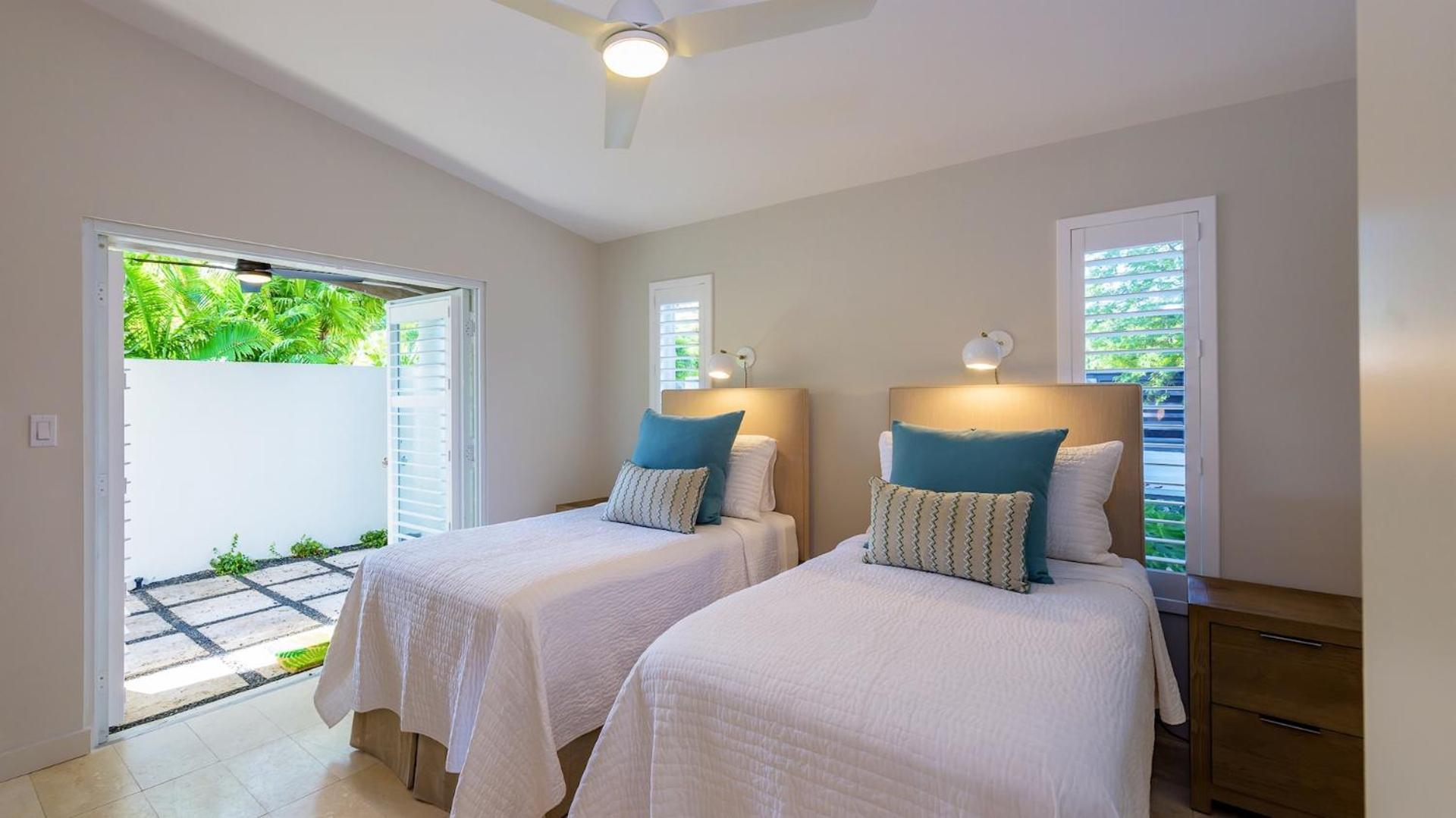 Midtown Mosaic By Last Key Realty * Key West