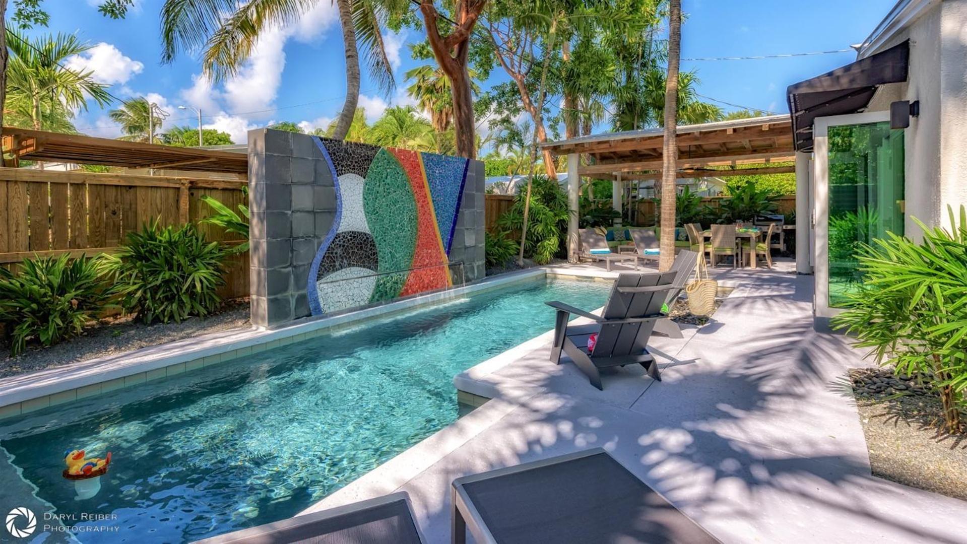 Midtown Mosaic By Last Key Realty Holiday home *