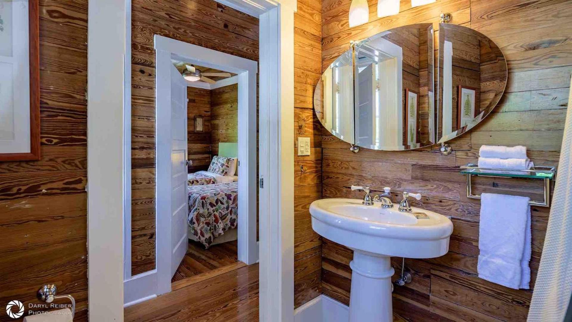 Maison Tropicale By Last Key Realty Holiday home