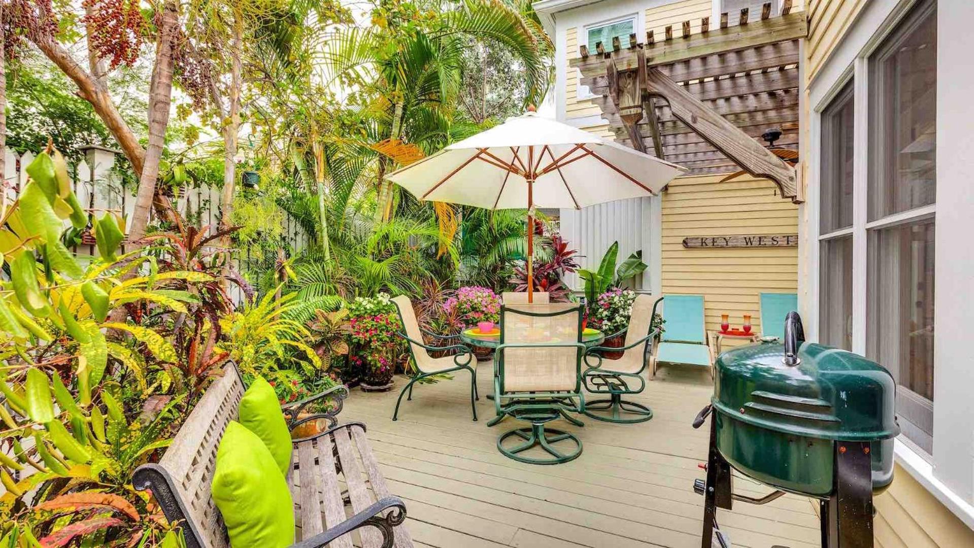 Sea Captains Haven By Last Key Realty *