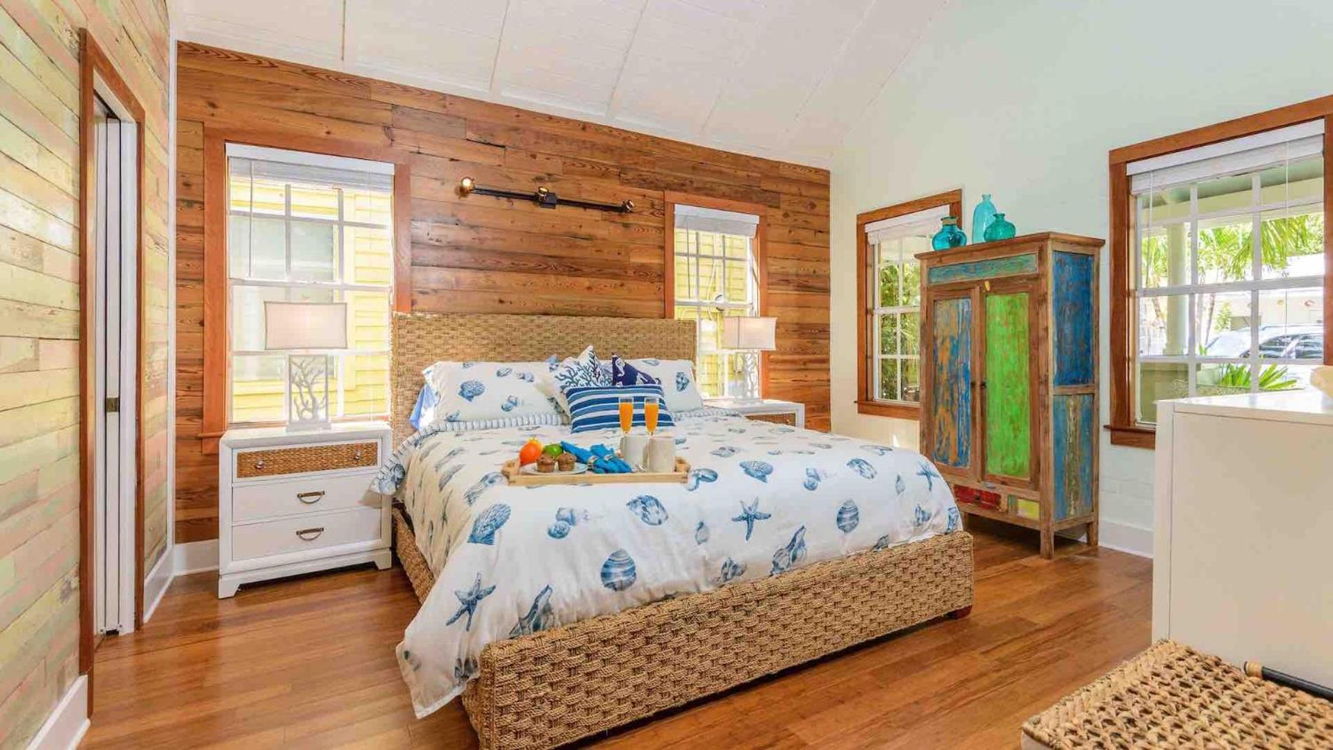 Holiday home Swept Away By Last Key Realty