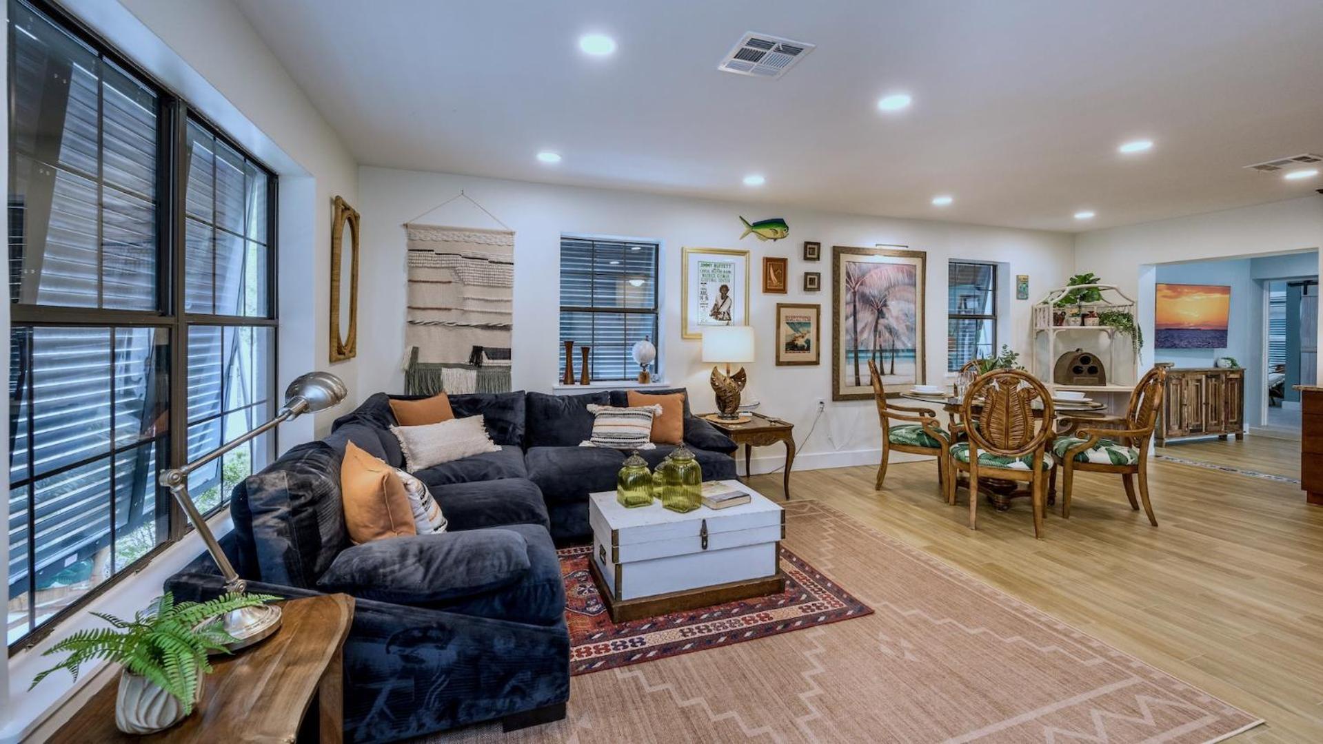 The Enchanted Rose By Last Key Realty Holiday home *