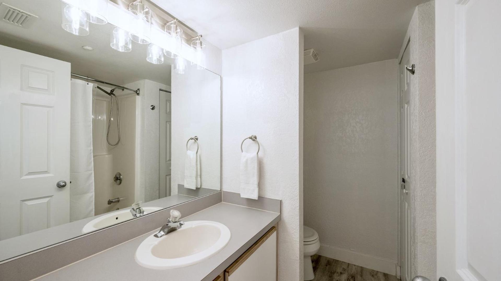 The Larks Landing By Last Key Realty Apartment