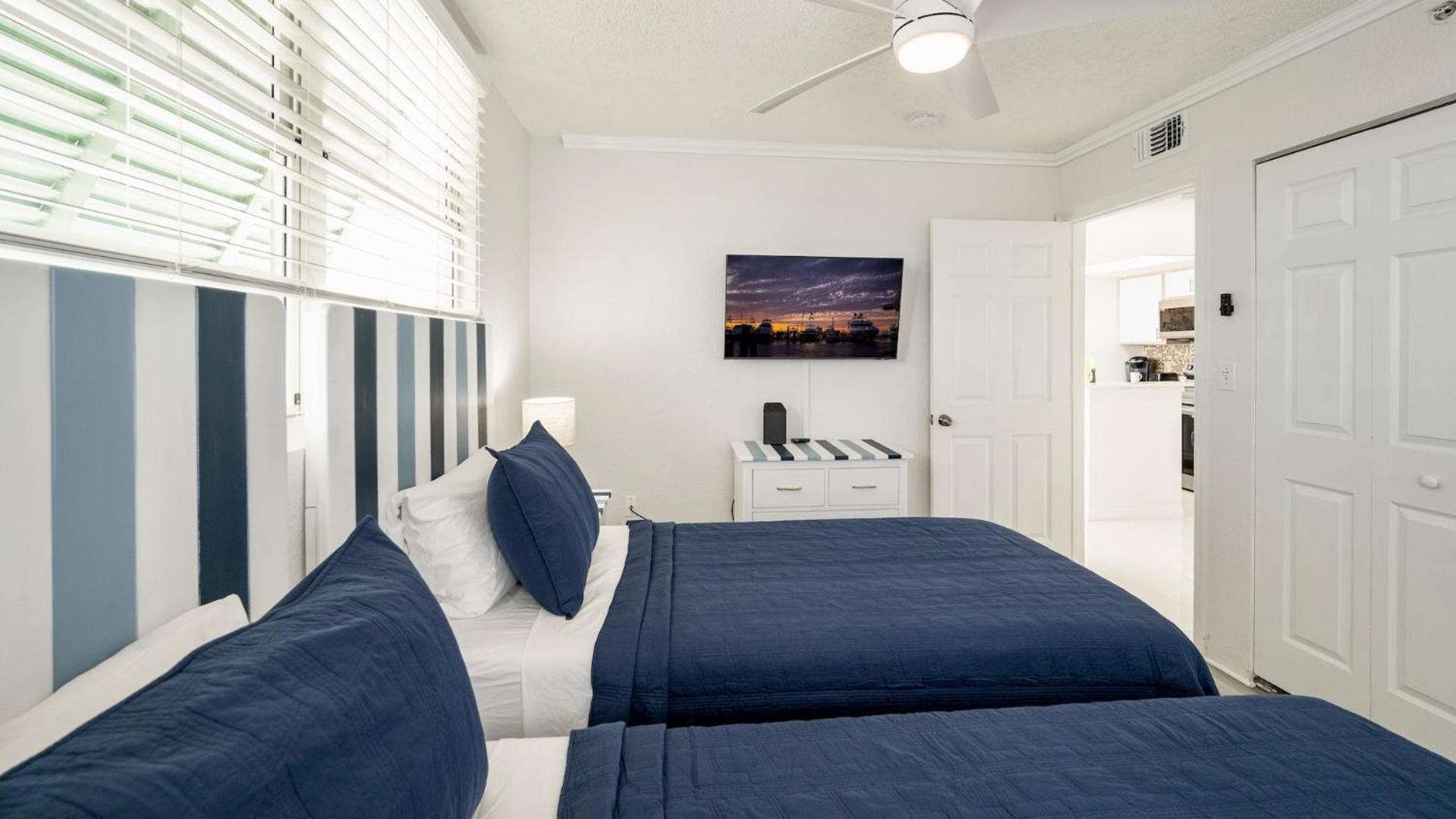 The Larks Landing By Last Key Realty Apartment