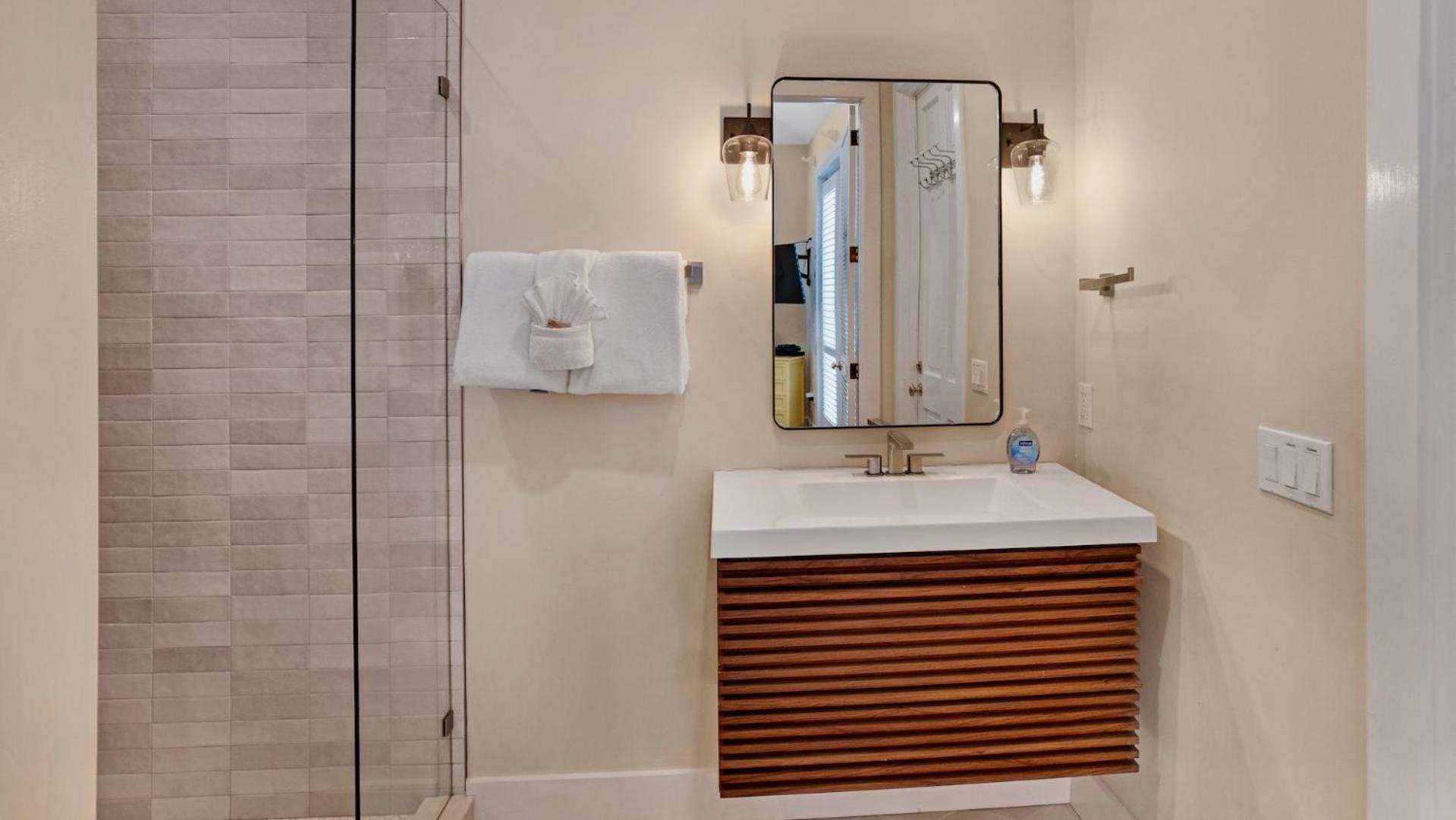 Noonas Mansion By Last Key Realty Holiday home *