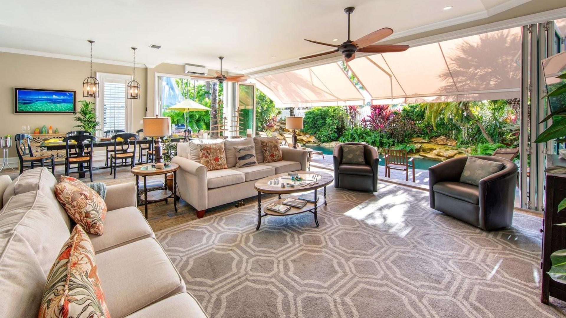 Noonas Mansion By Last Key Realty