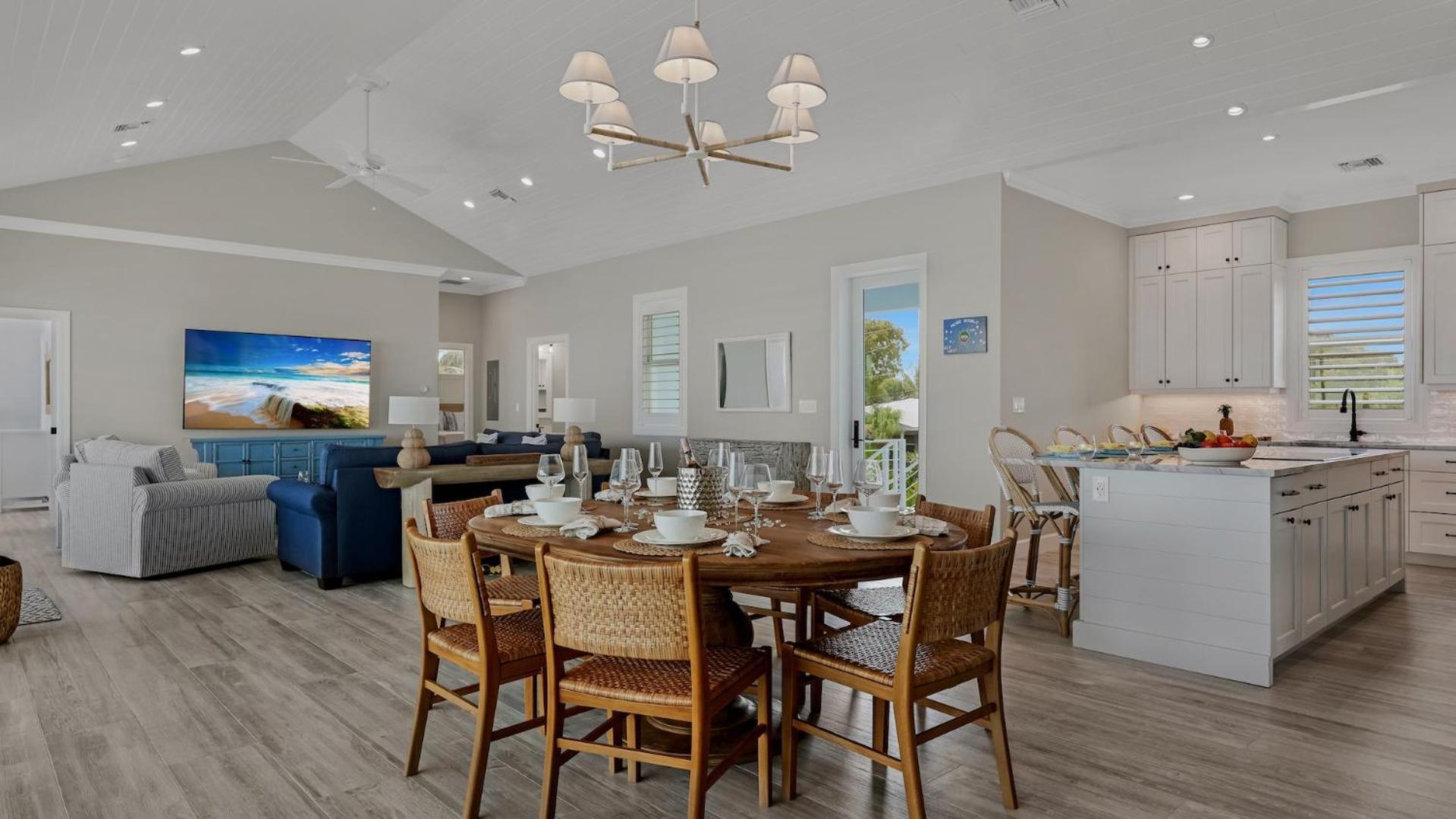 Oceanfront Oasis By Last Key Realty Holiday home *