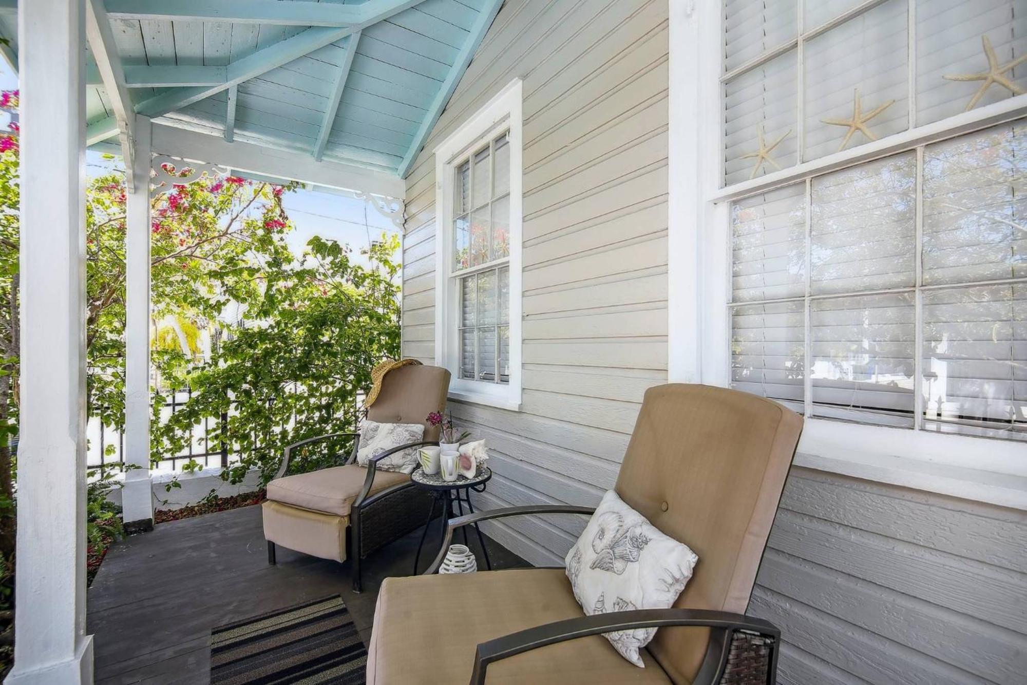 Spanish Lime By Avantstay Ideal Old Town Location Month Long Only * Key West