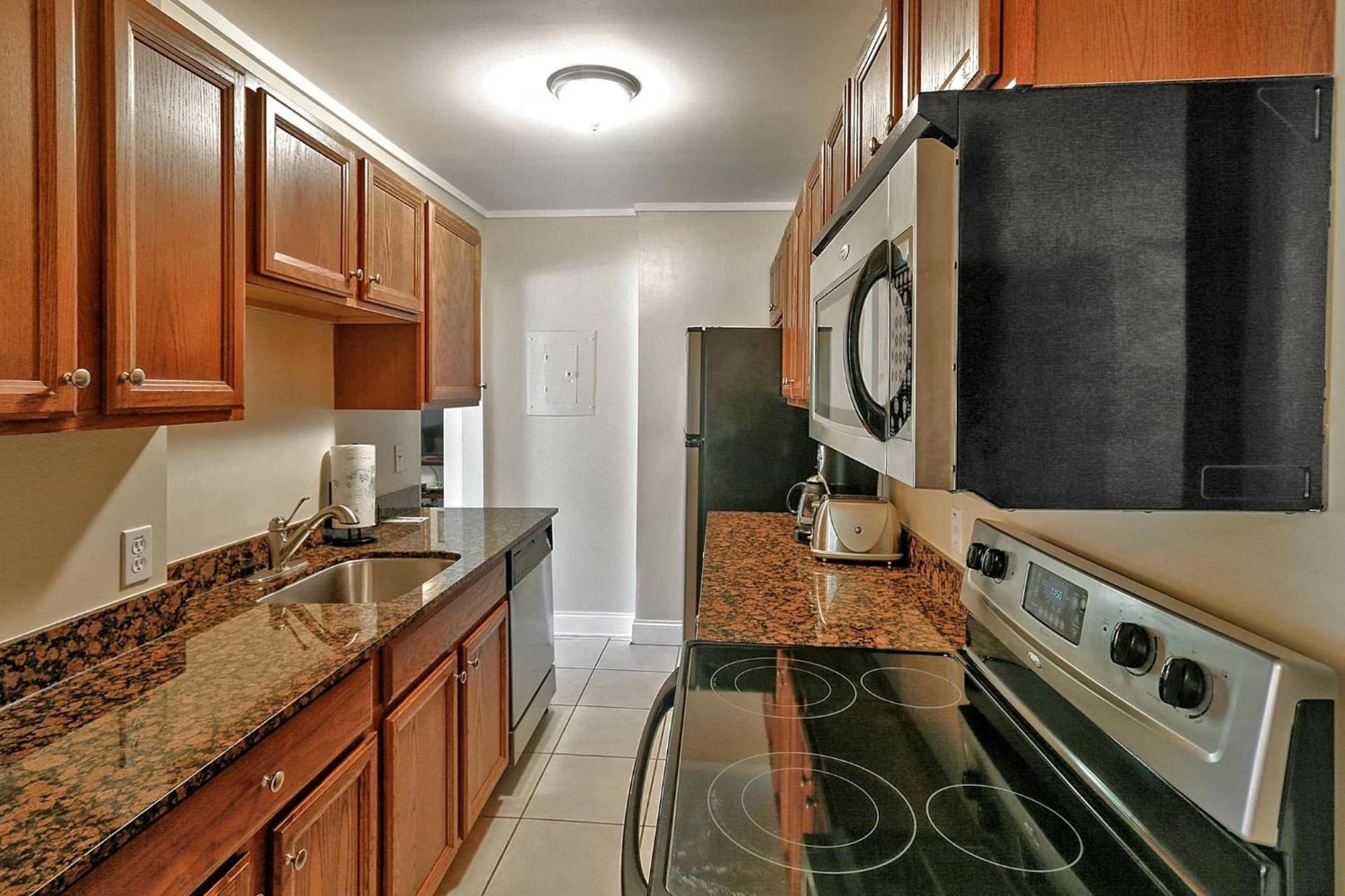 Emmas Secret By Avantstay Heart Of Old Town W Shared Pool Month Long Only Holiday home *