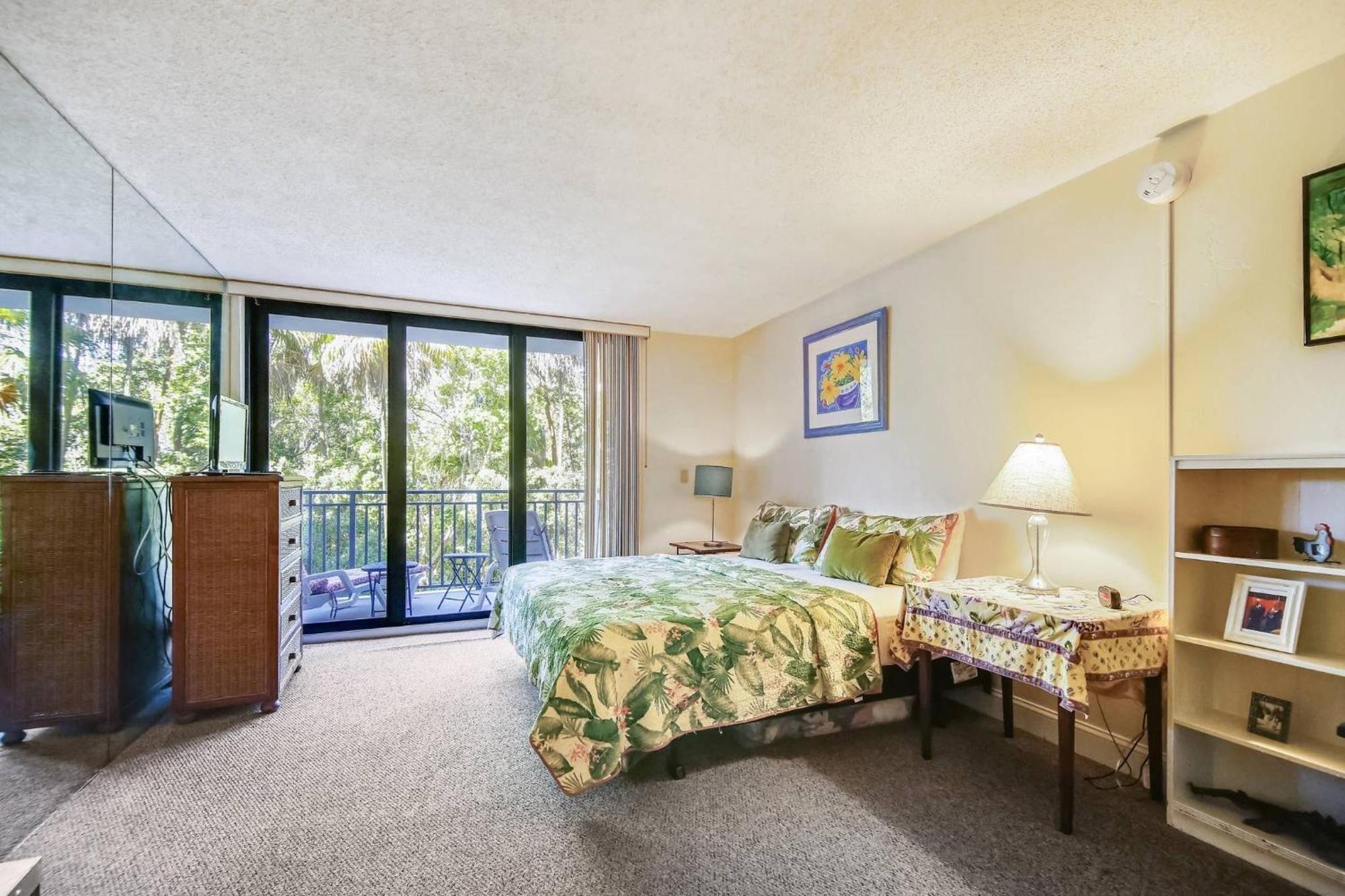 Holiday home Papaya Place By Avantstay Great Location W Balcony Outdoor Dining Shared Pool Hot Tub