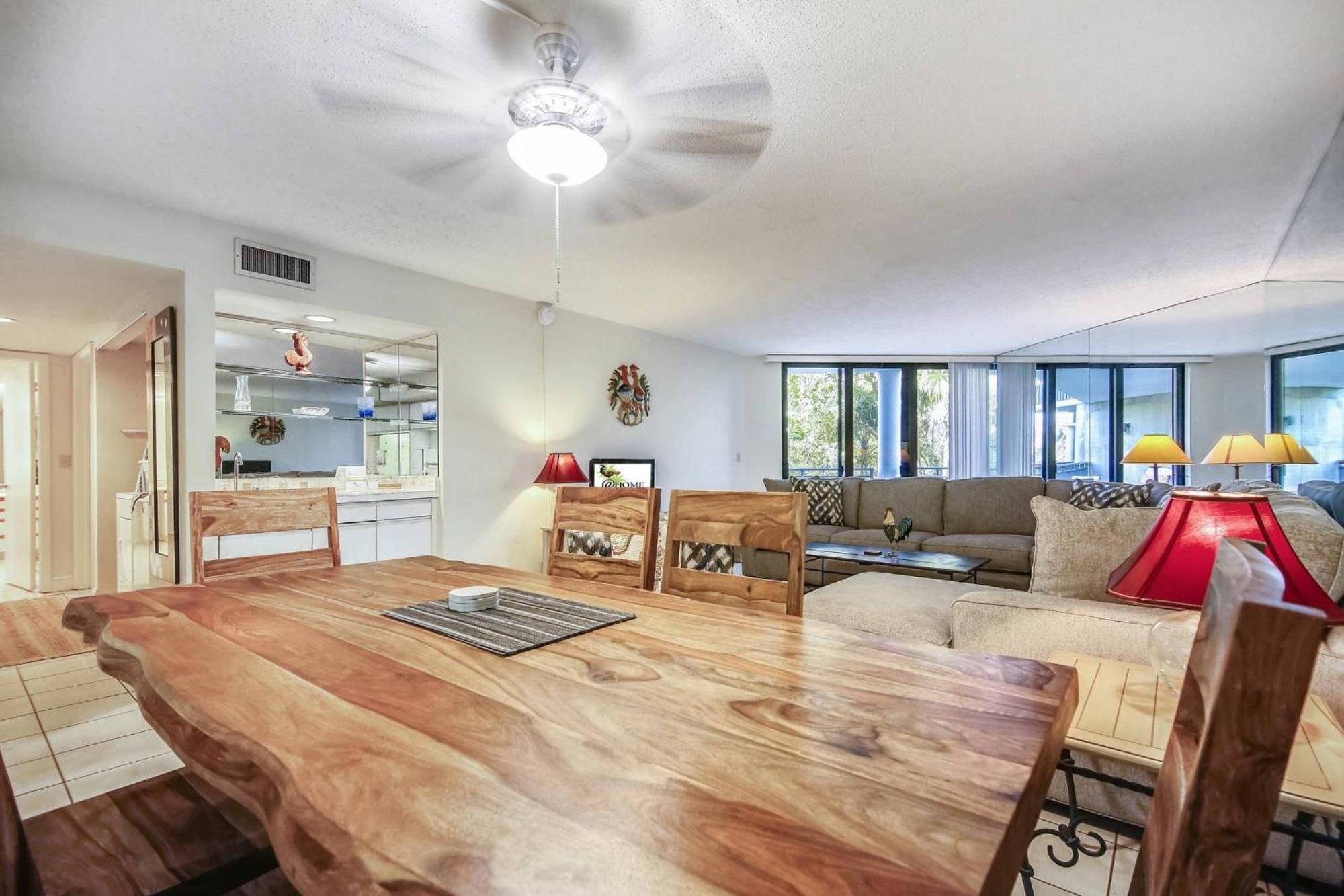 Holiday home Papaya Place By Avantstay Great Location W Balcony Outdoor Dining Shared Pool Hot Tub Key West