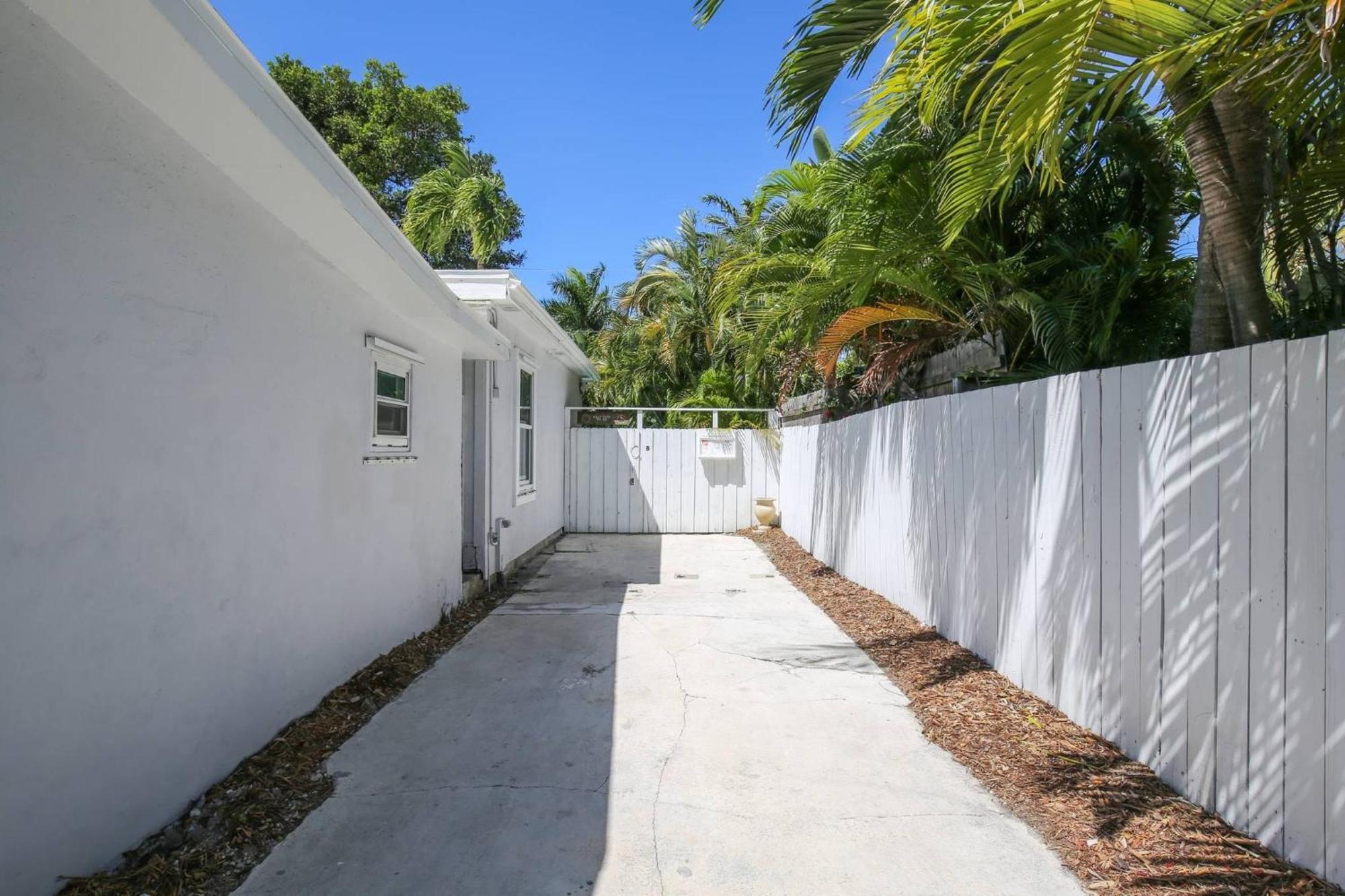 Flaglers Oasis By Avantstay Private Pool In Month Long Only Holiday home Key West