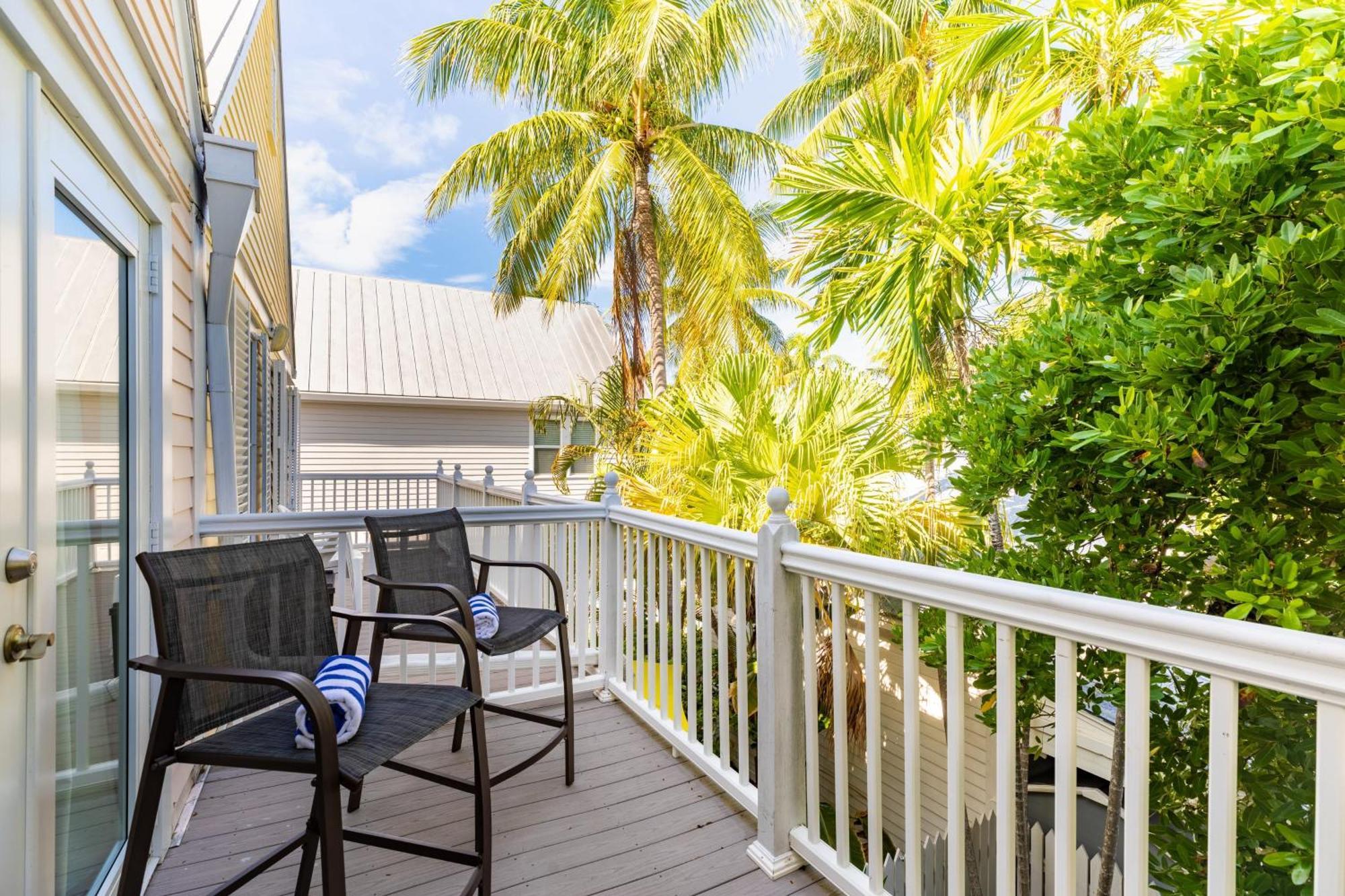Holiday home Parrot Perch By Avantstay Old Town W Shared Pool Week Long Only *