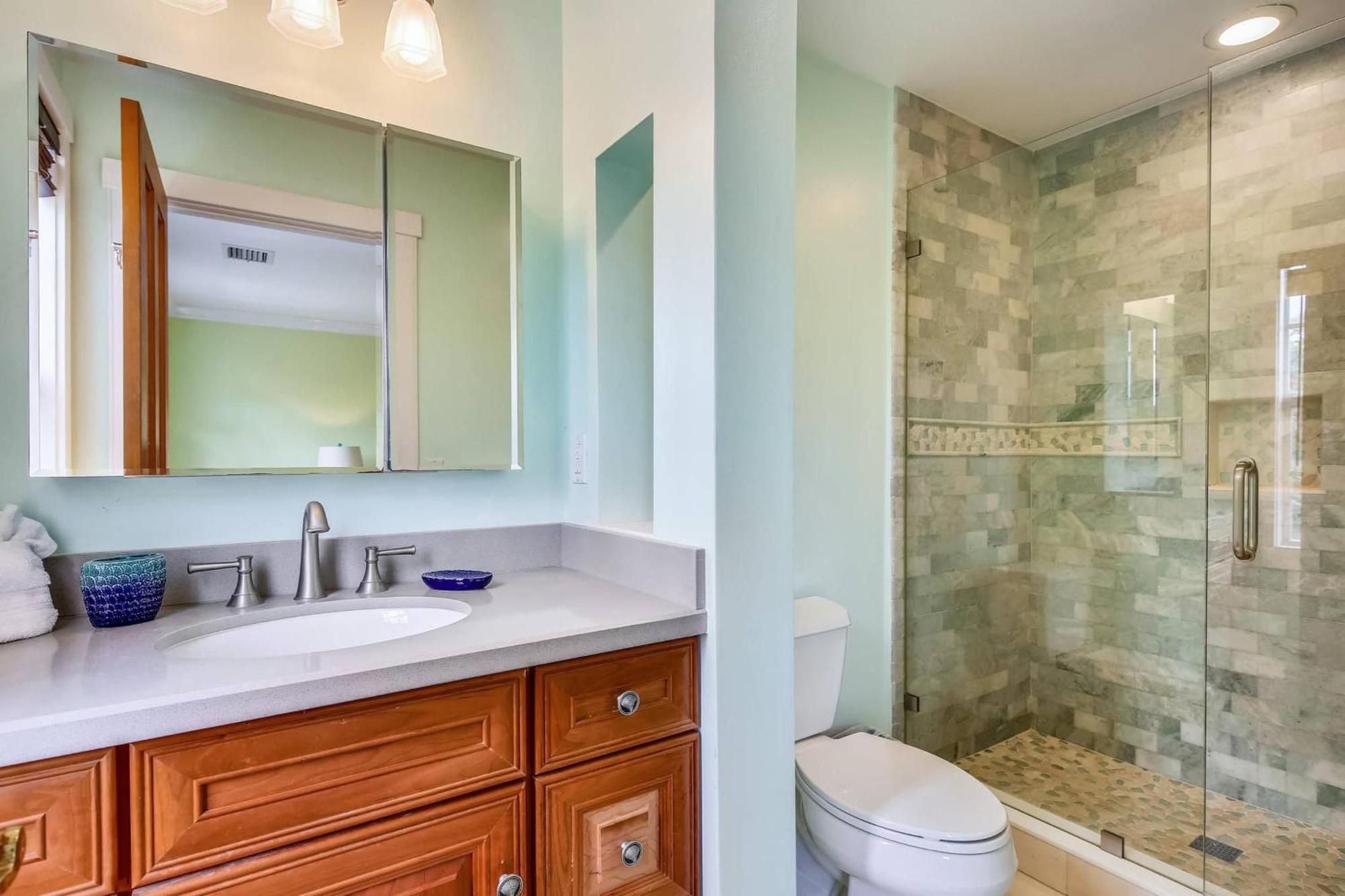 Tumis Time Out By Avantstay Heart Of Old Town W Shared Pool Month Long Only Holiday home Key West