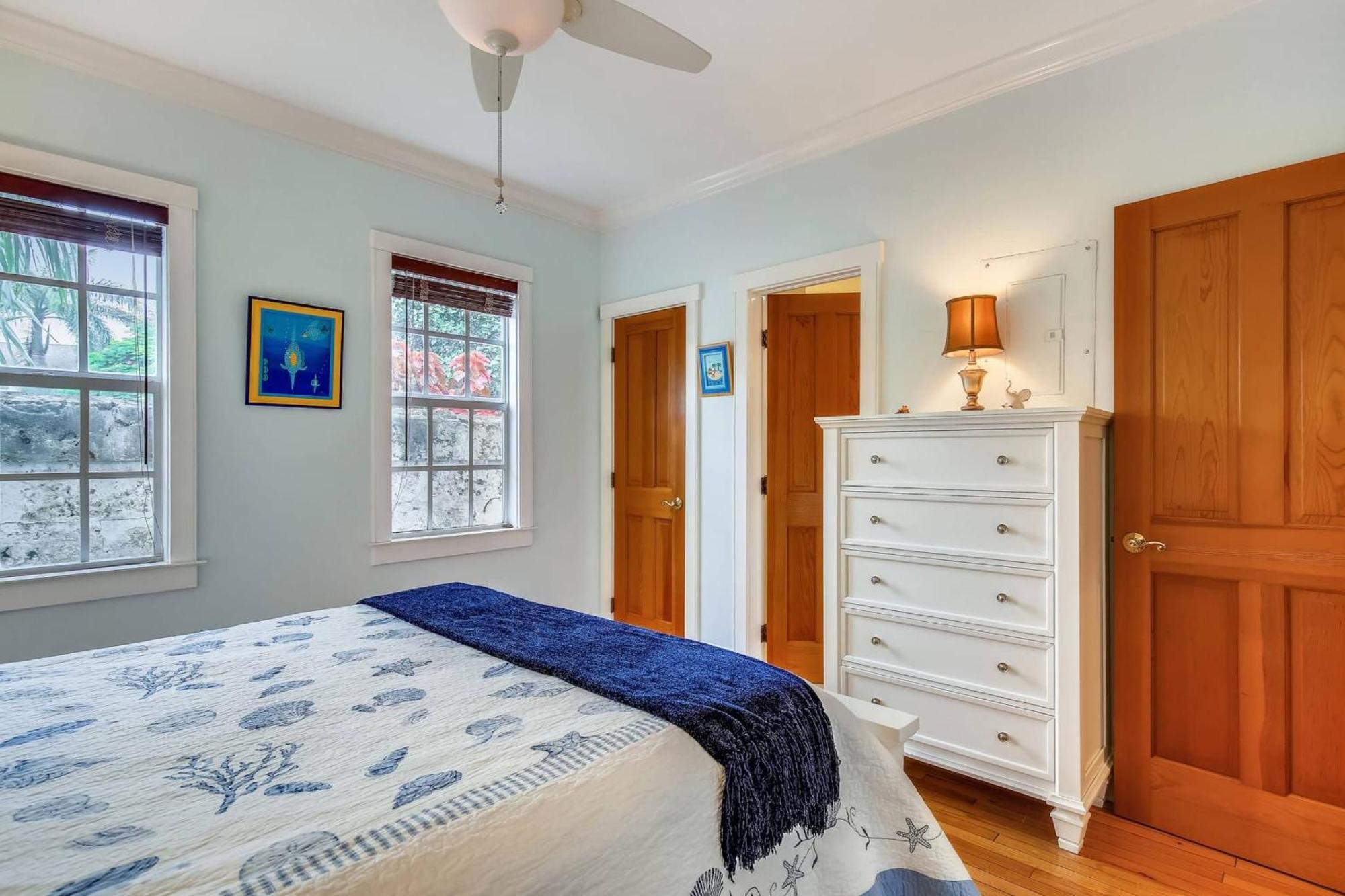 Tumis Time Out By Avantstay Heart Of Old Town W Shared Pool Month Long Only Key West
