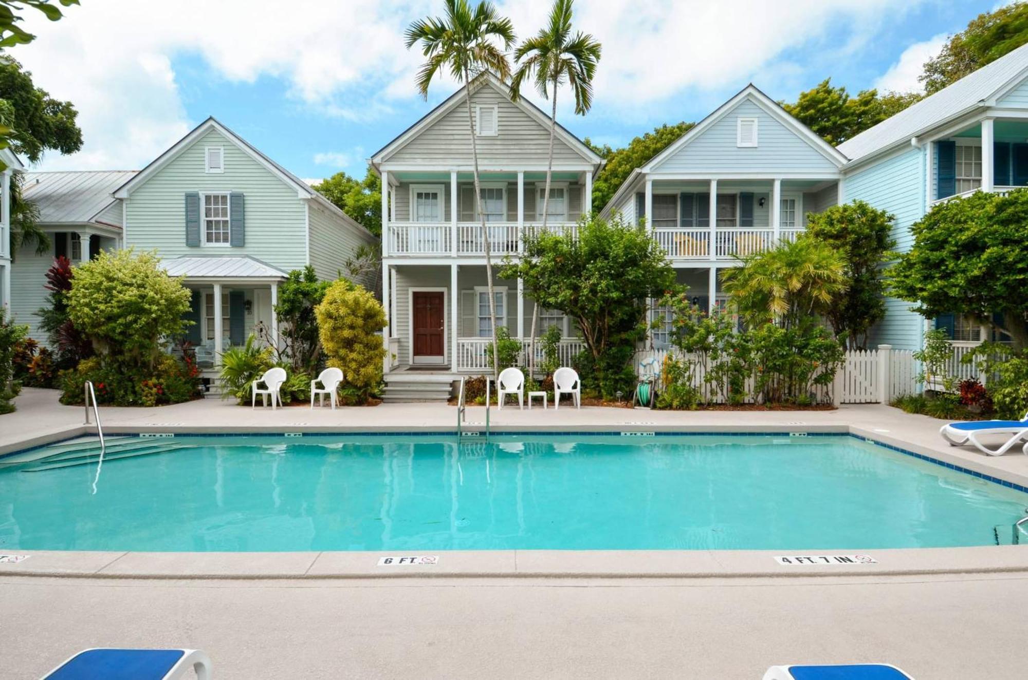 Holiday home Tumis Time Out By Avantstay Heart Of Old Town W Shared Pool Month Long Only